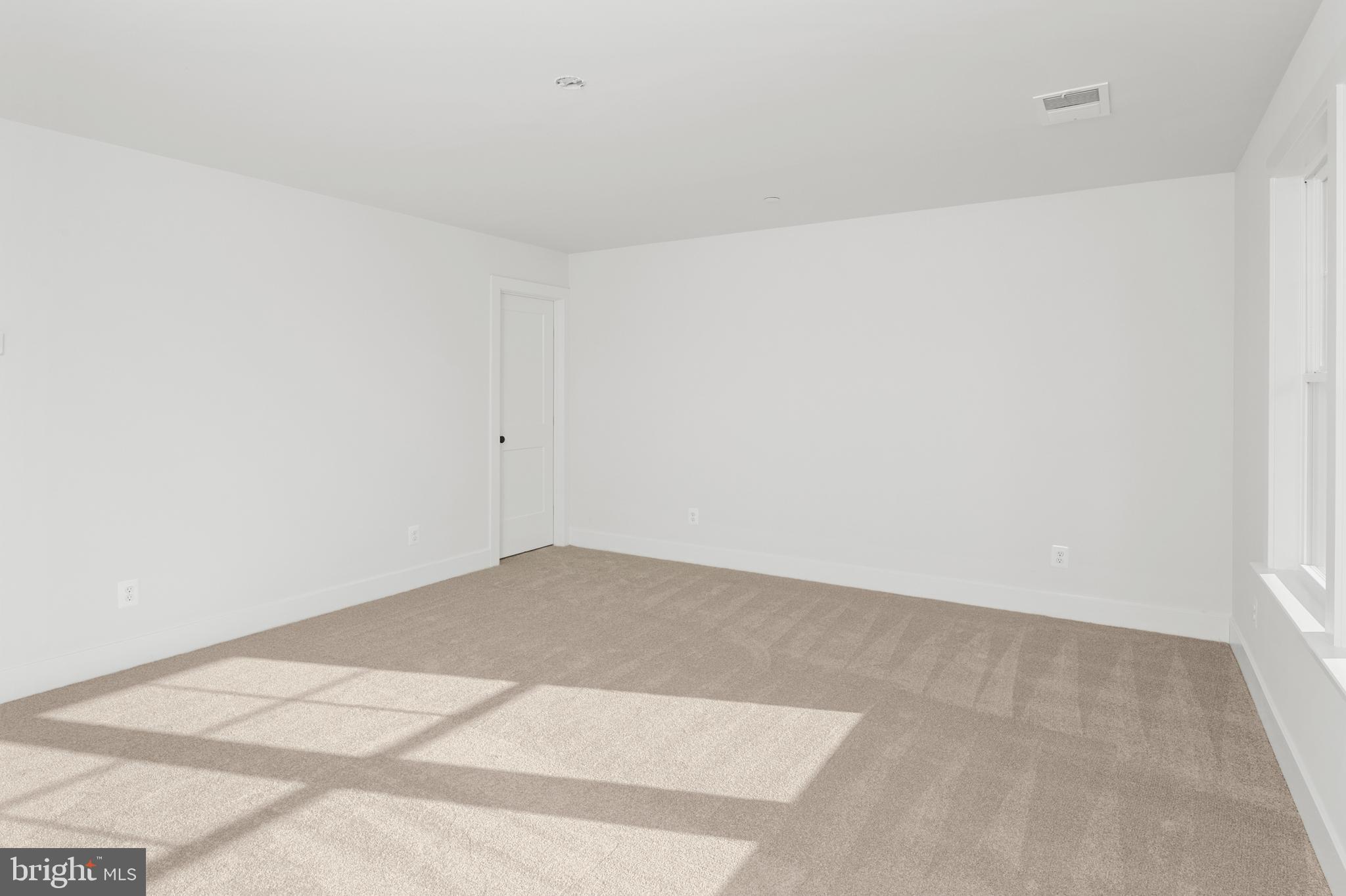 SELBY ON THE BAY - Residential