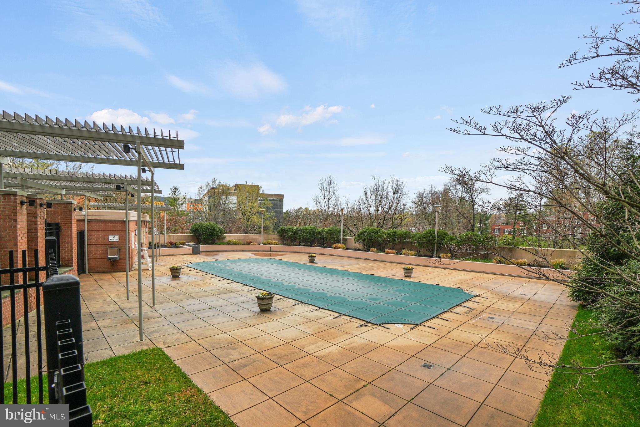 NORTHAMPTON PLACE - Residential