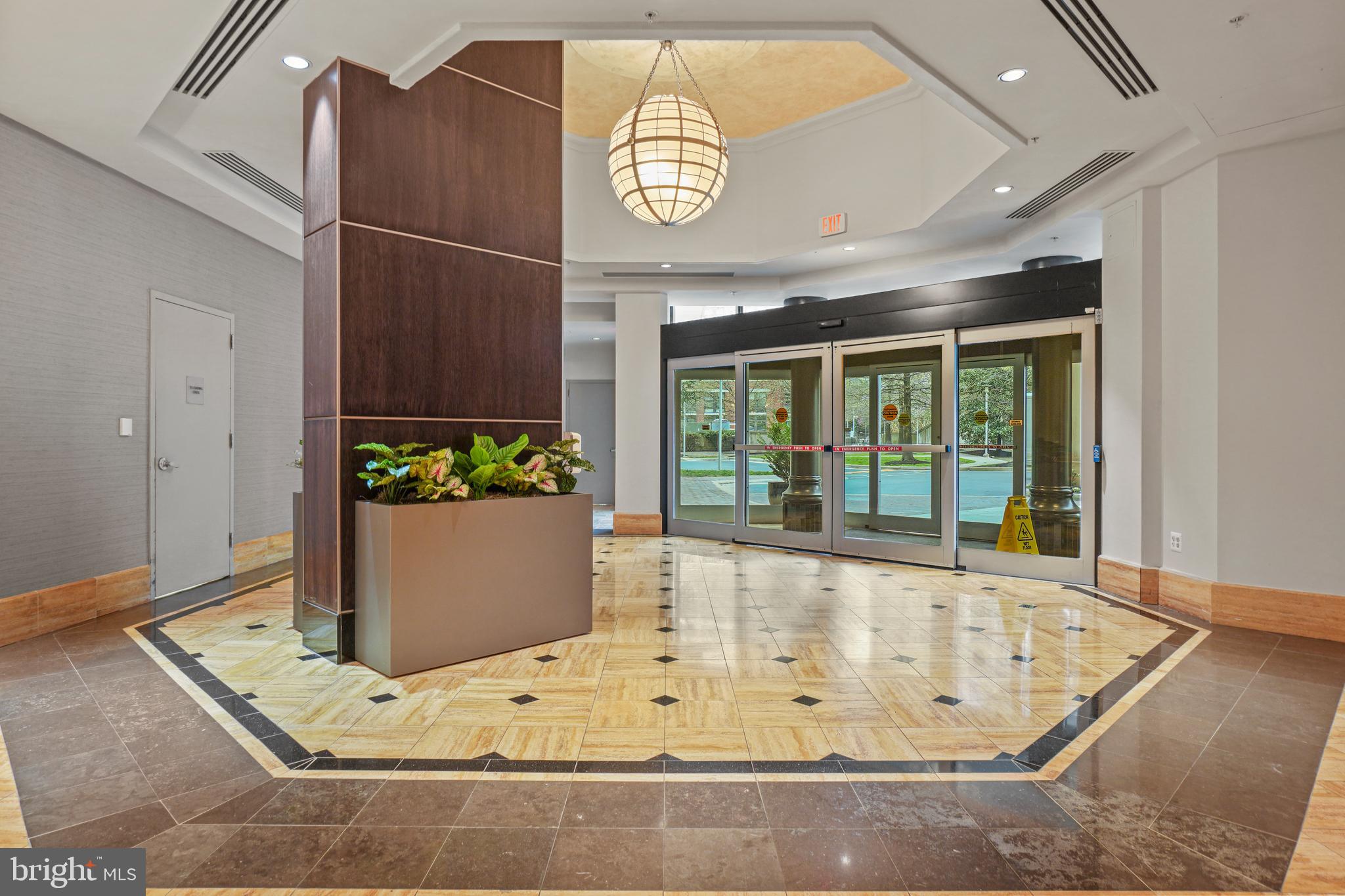 NORTHAMPTON PLACE - Residential