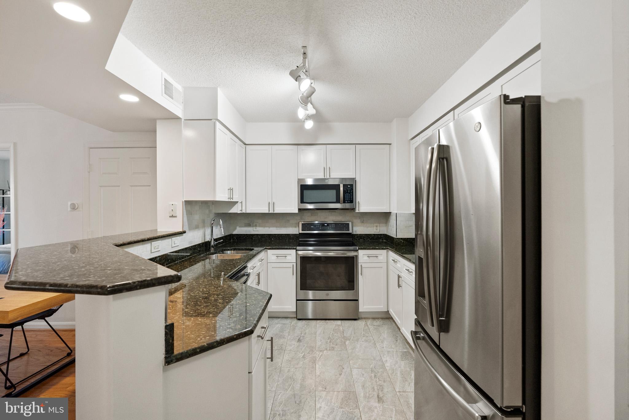 NORTHAMPTON PLACE - Residential