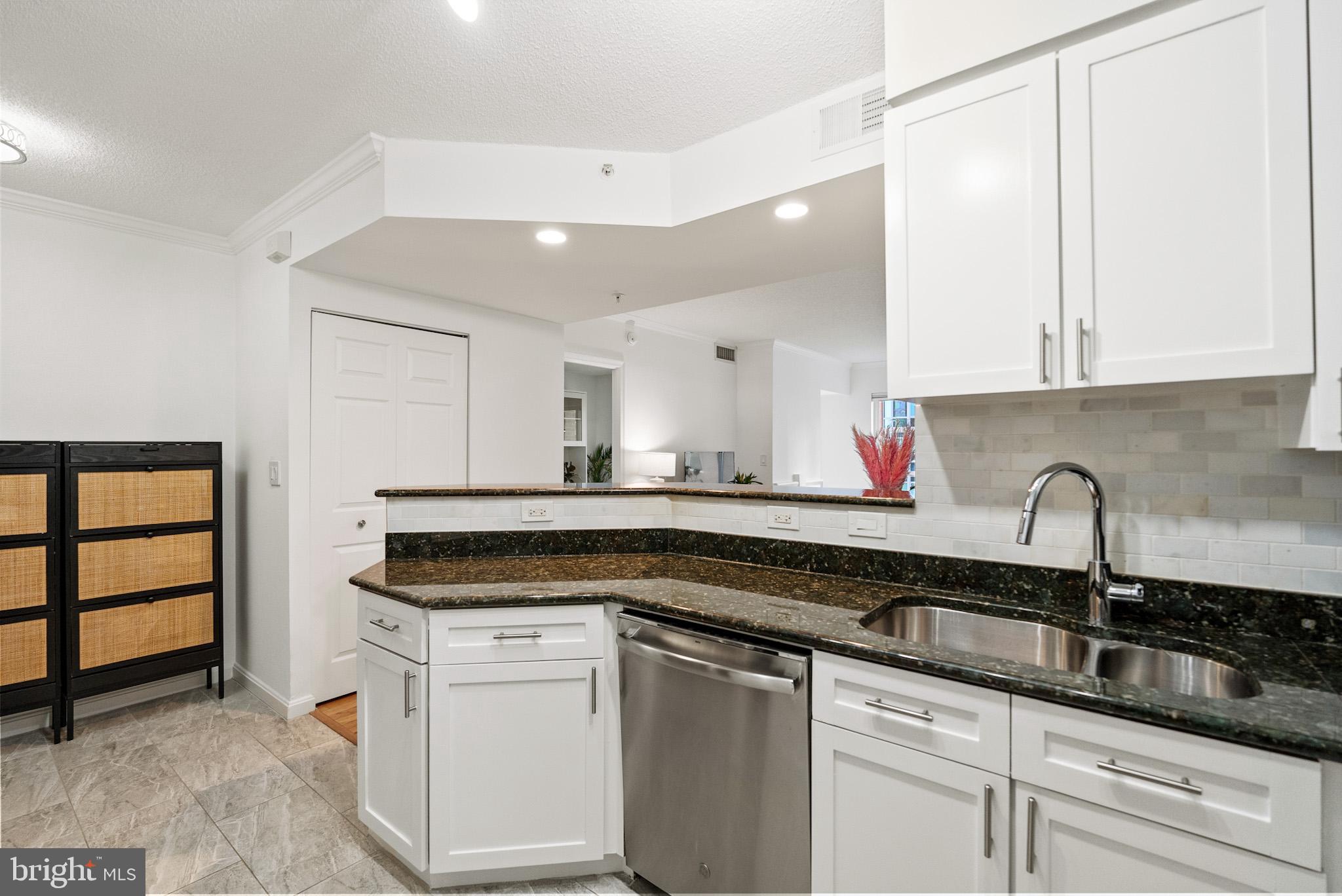 NORTHAMPTON PLACE - Residential