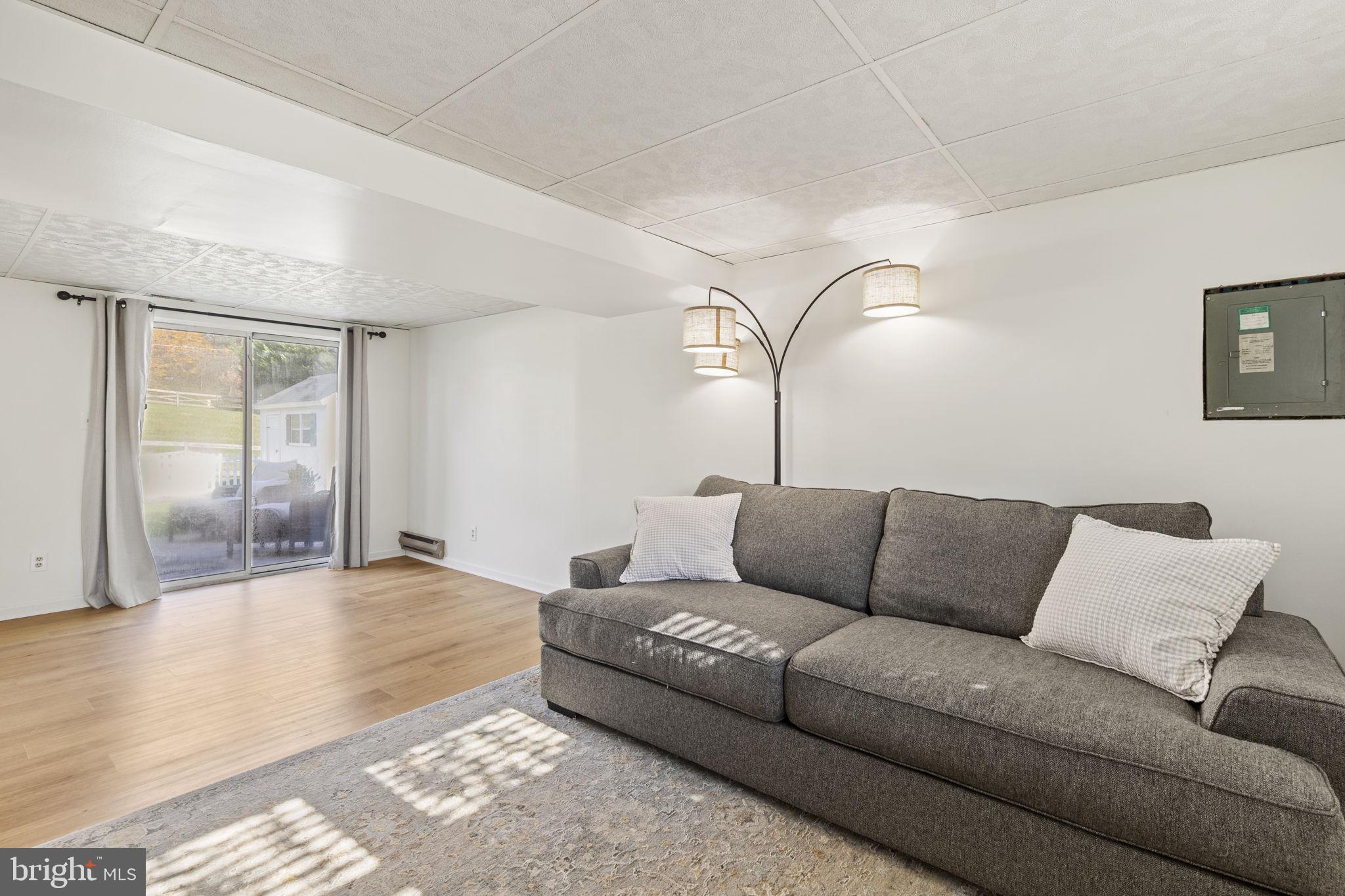 SATYR WOODS - Residential