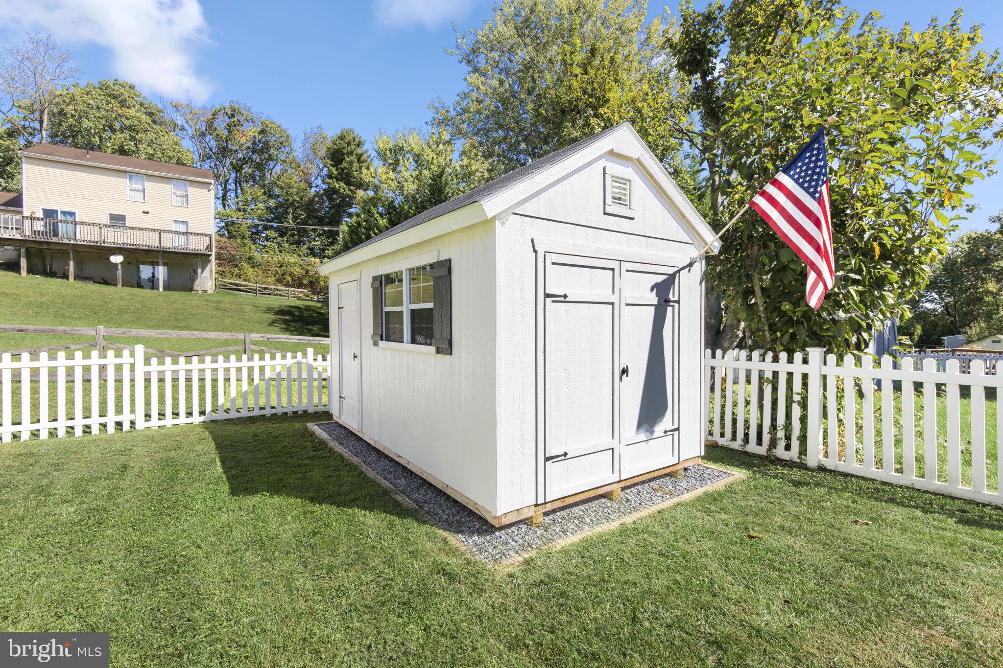 SATYR WOODS - Residential