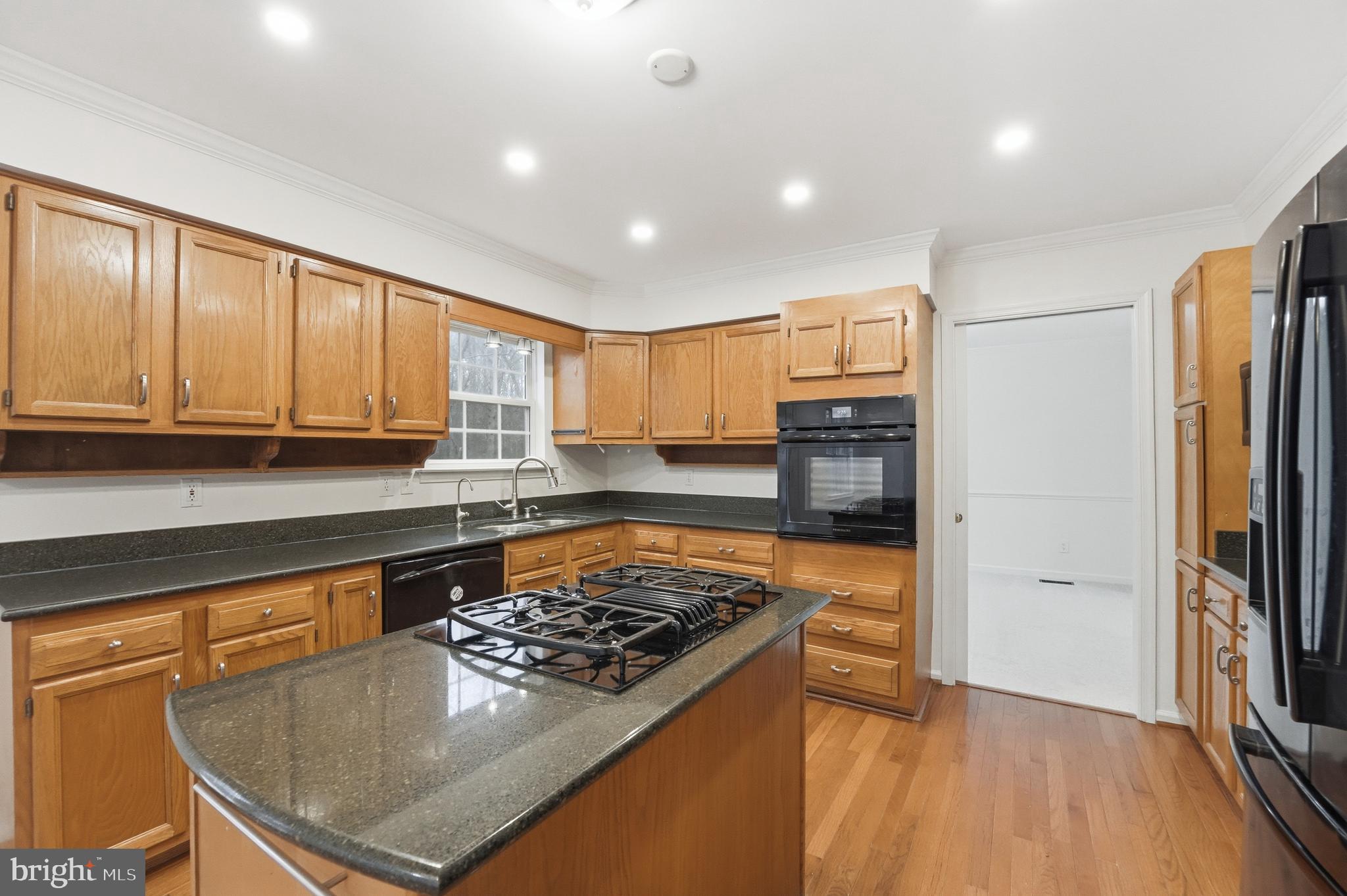 IVYGLEN - Residential