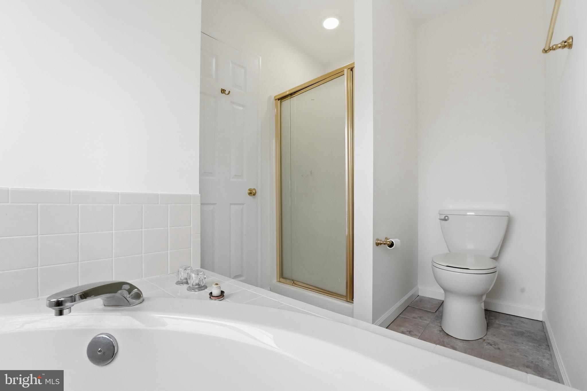 IVYGLEN - Residential