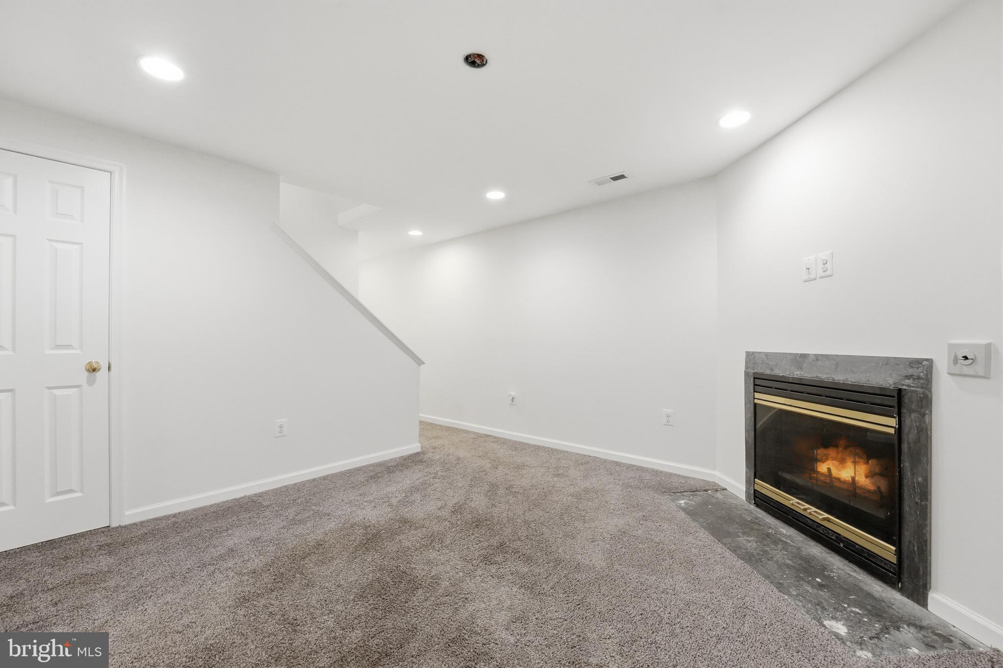 IVYGLEN - Residential