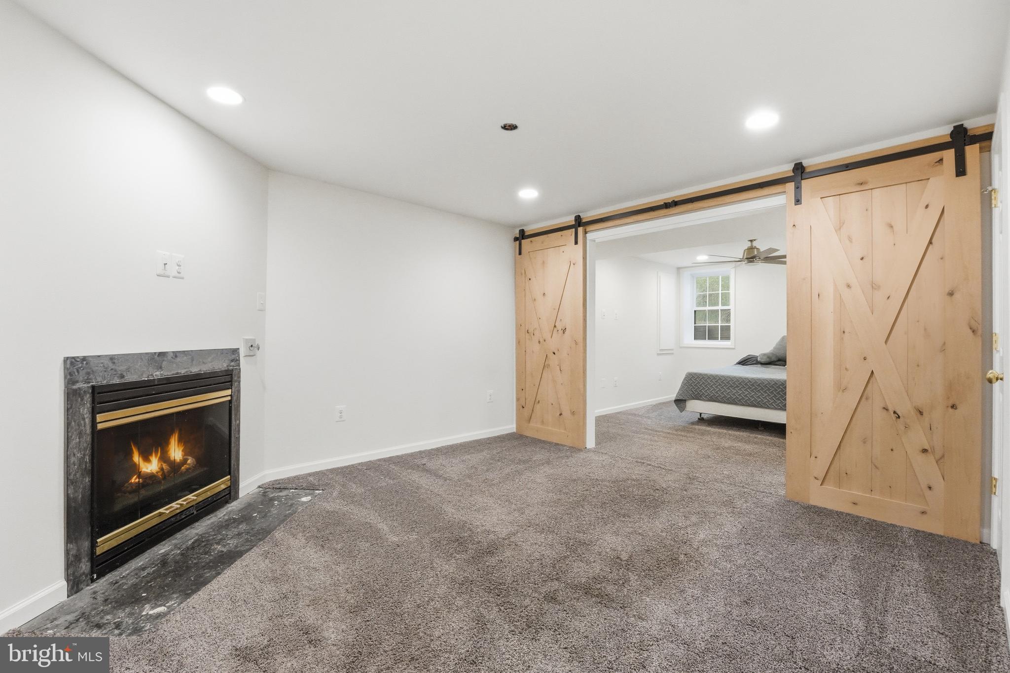 IVYGLEN - Residential