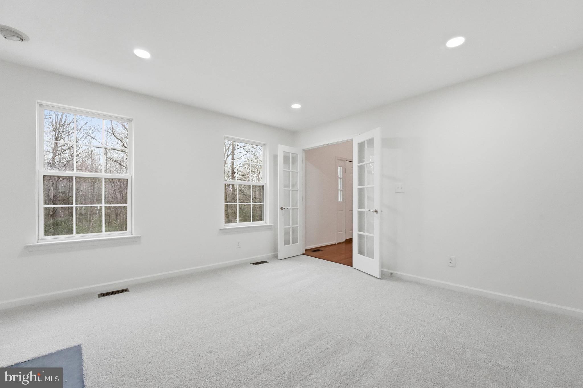 IVYGLEN - Residential