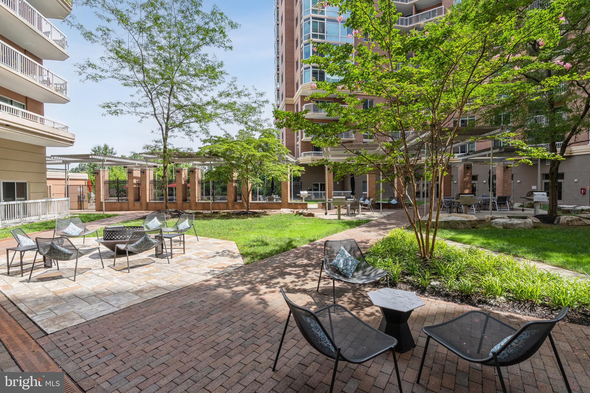 NORTHAMPTON PLACE - Residential