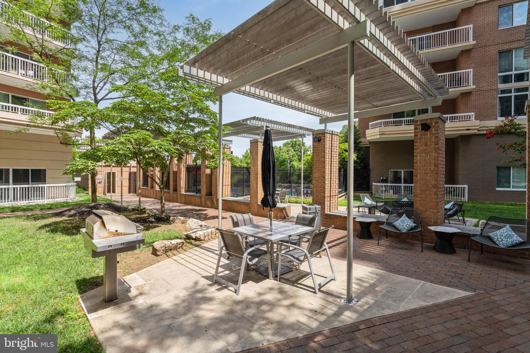 NORTHAMPTON PLACE - Residential