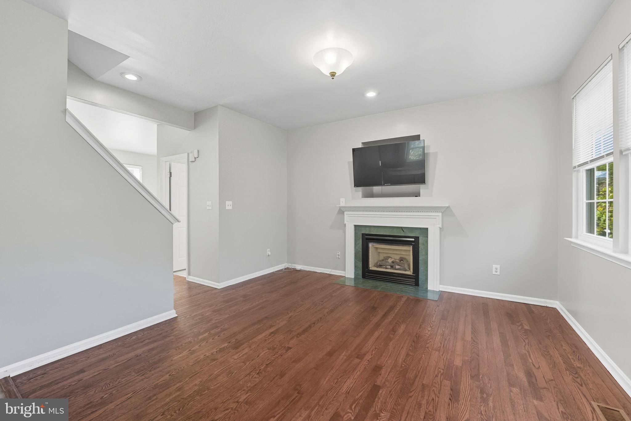 BRAEMAR - Residential