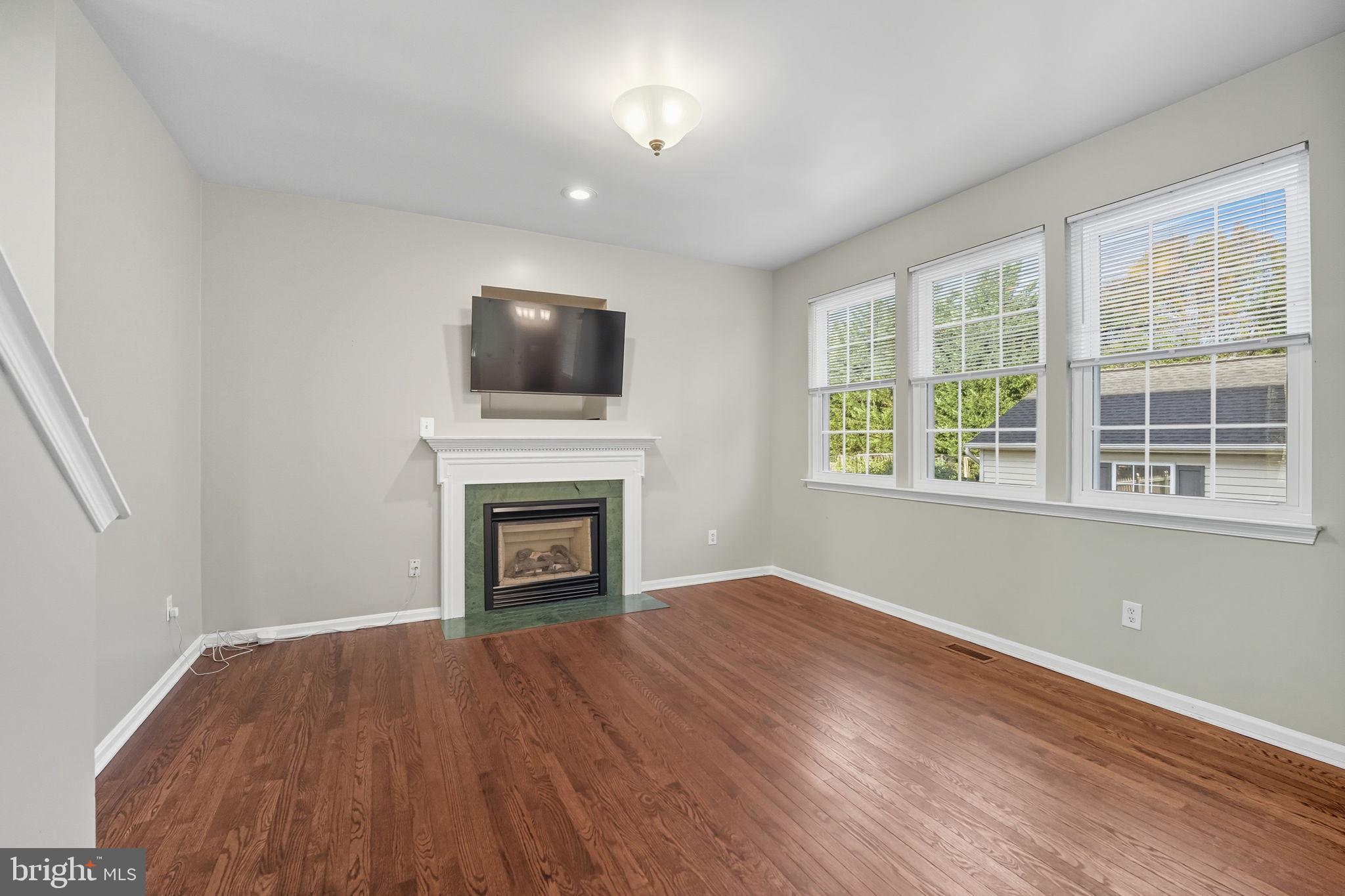 BRAEMAR - Residential