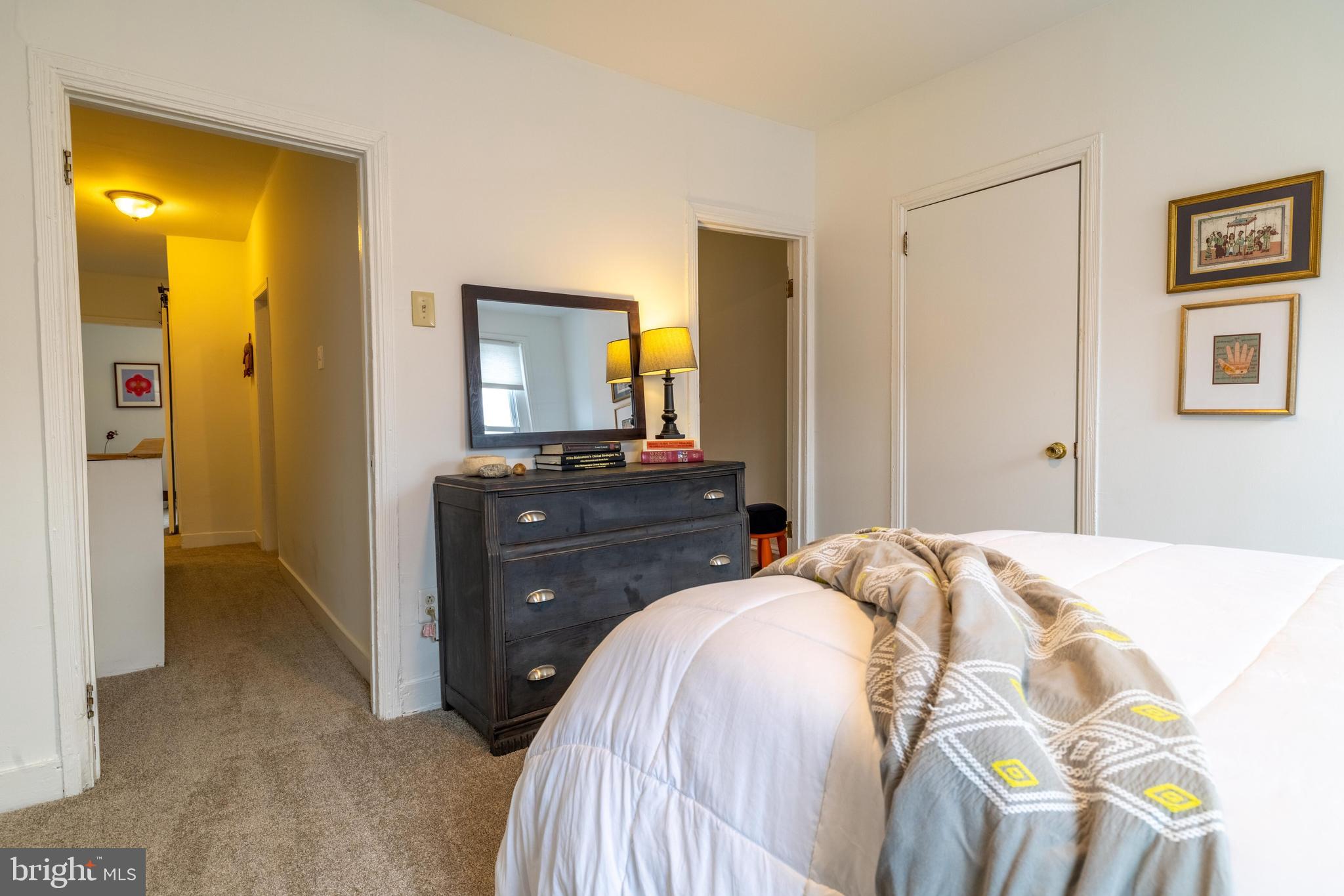 POINT BREEZE - Residential