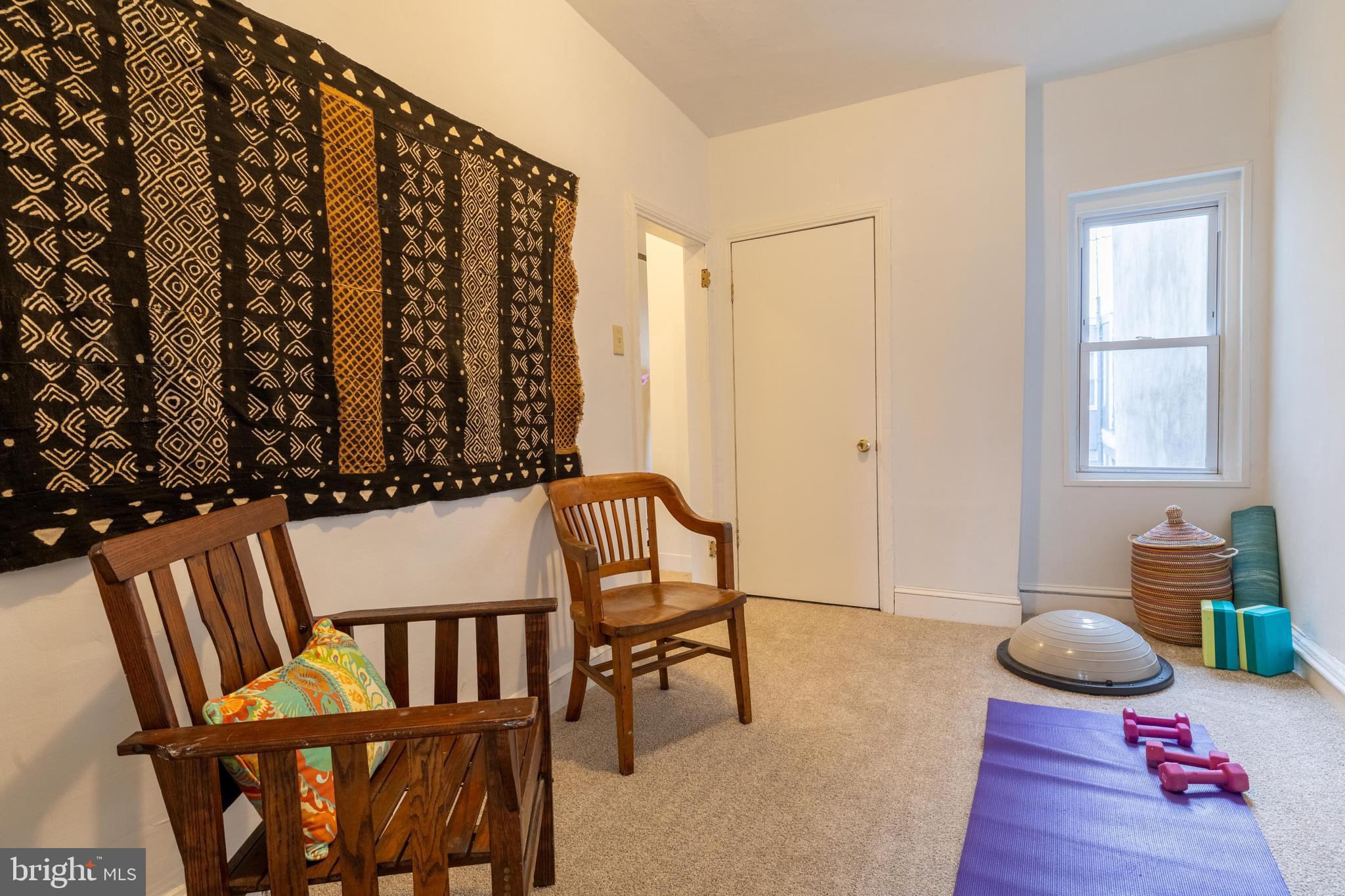 POINT BREEZE - Residential