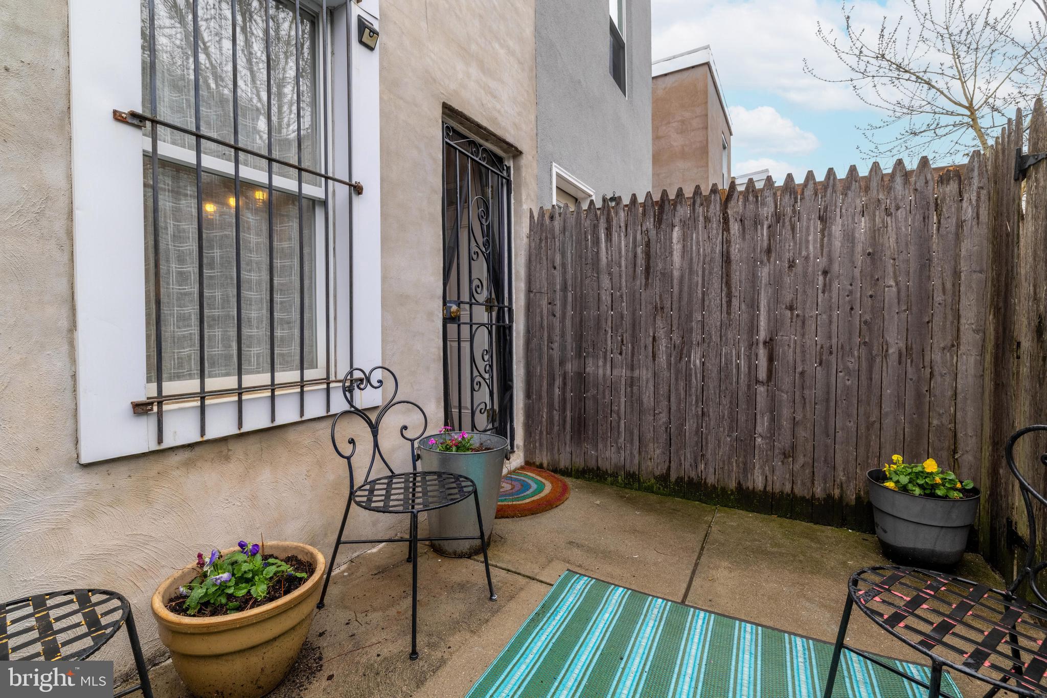 POINT BREEZE - Residential