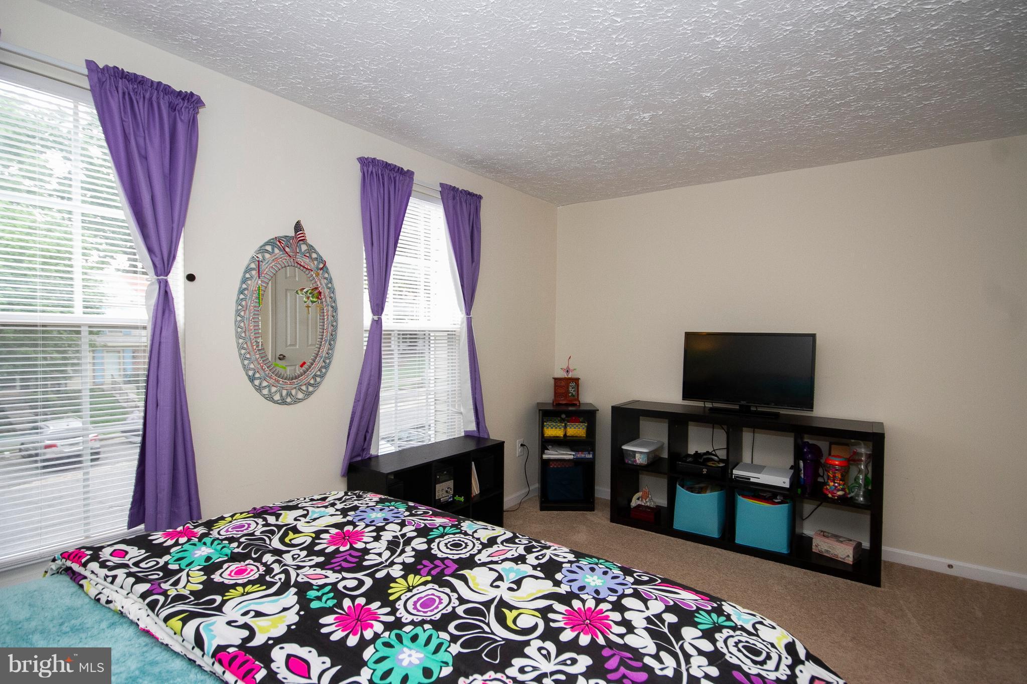 FEATHERHILL - Residential