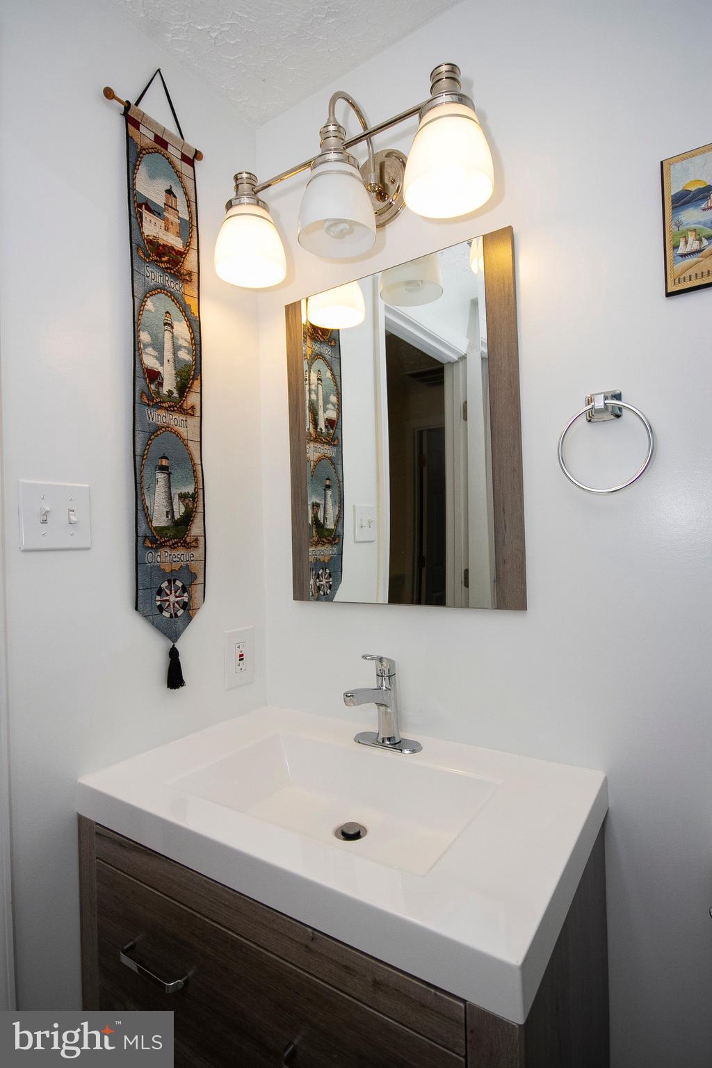 FEATHERHILL - Residential