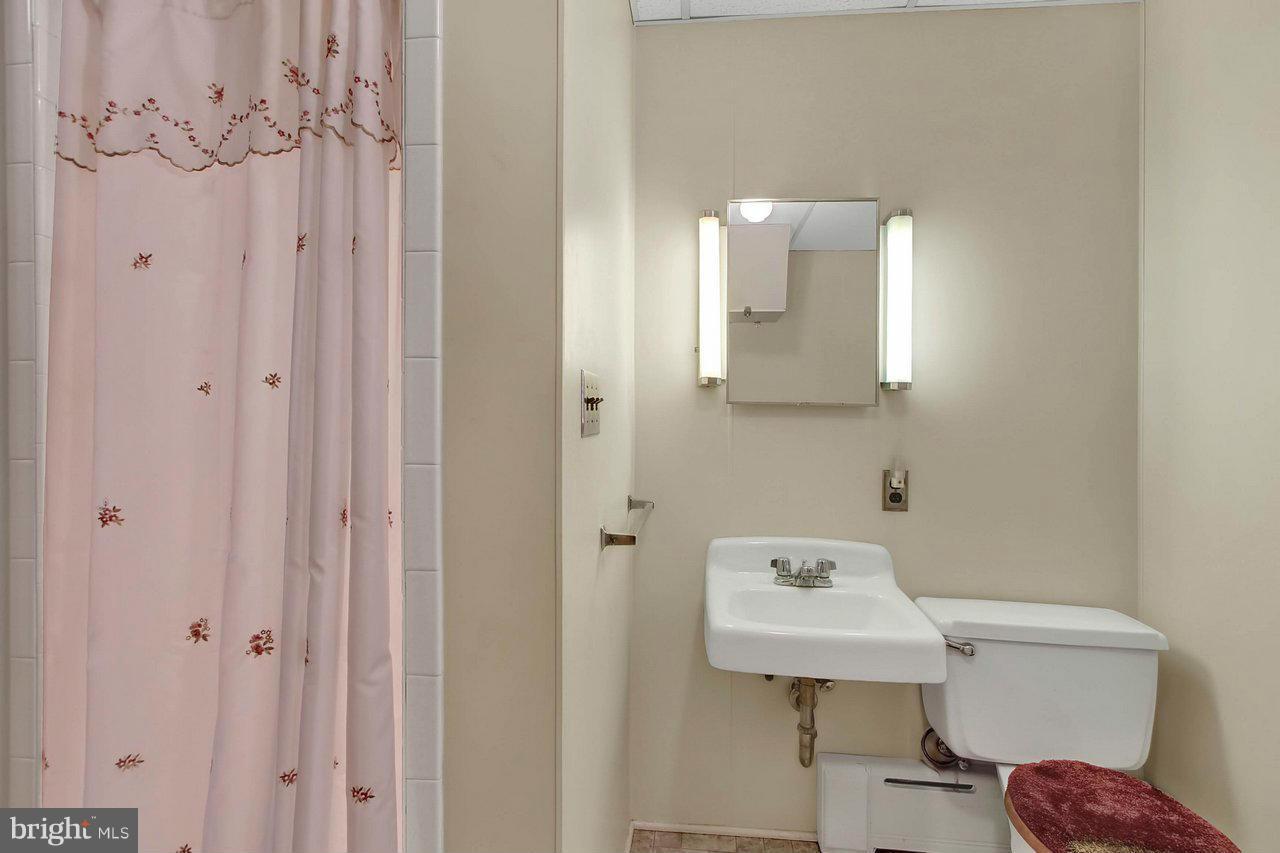 HUNT RIDGE - Residential