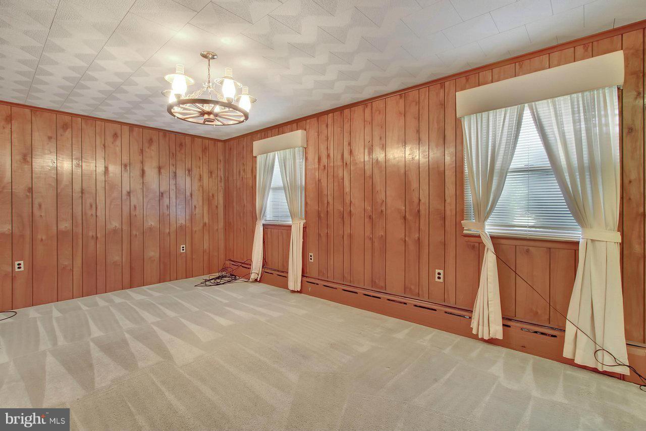 HUNT RIDGE - Residential