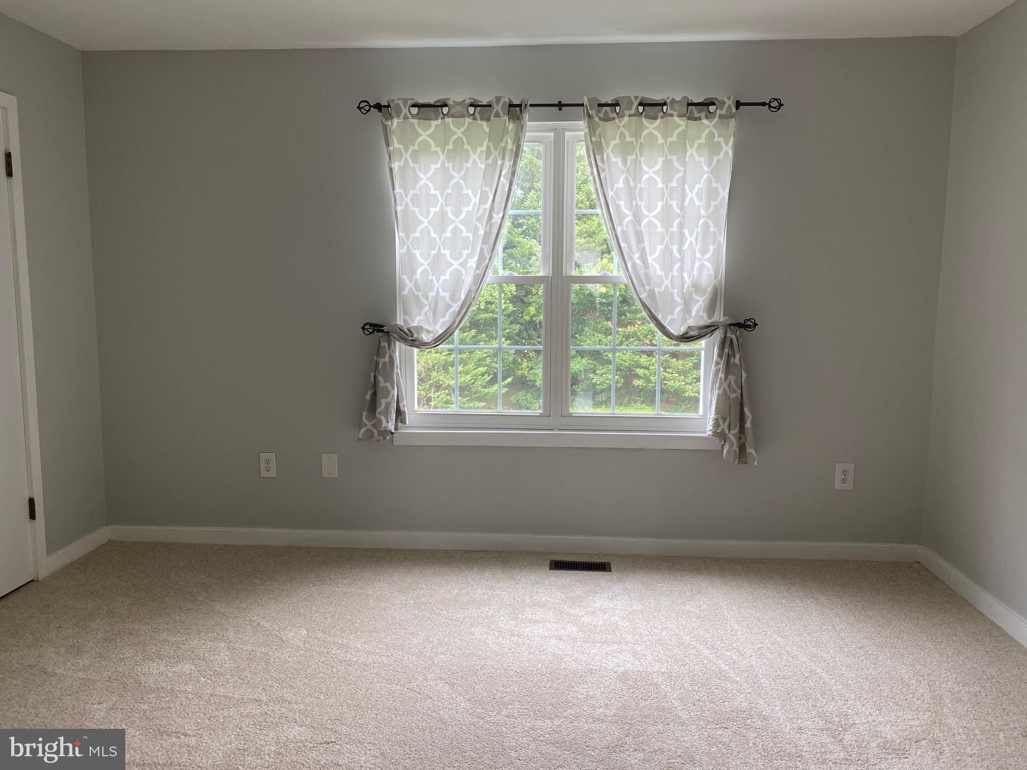 GUNNERS LAKE VILLAGE - Residential