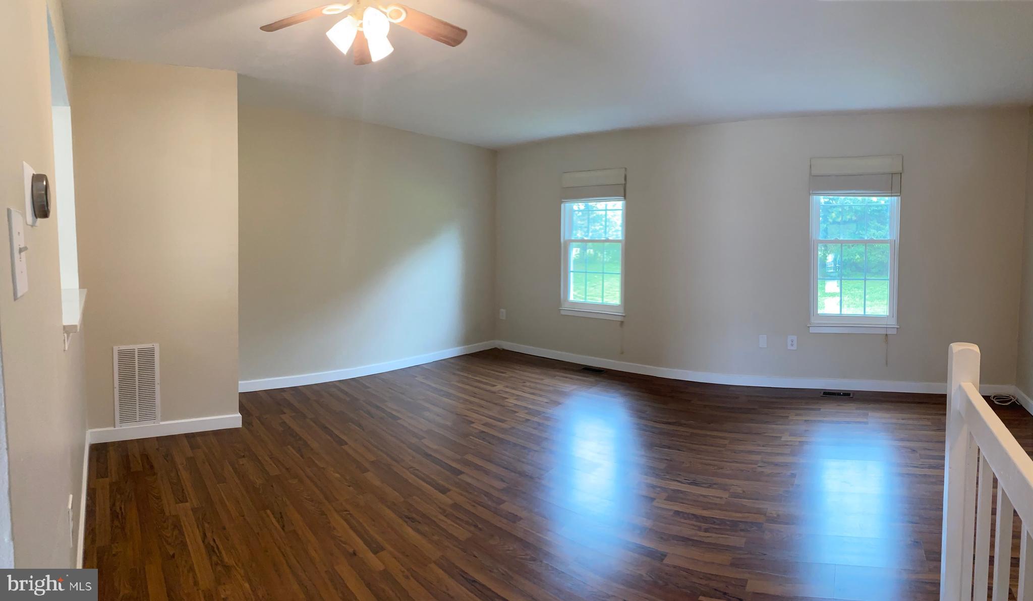 GUNNERS LAKE VILLAGE - Residential