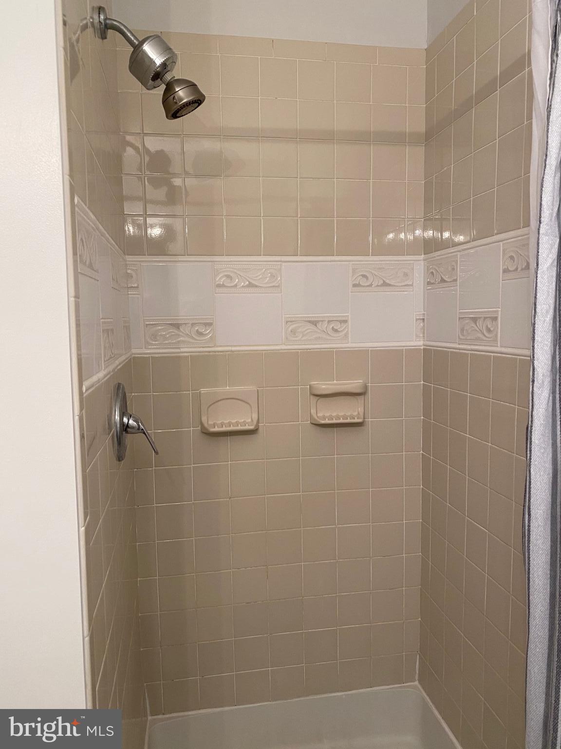 GUNNERS LAKE VILLAGE - Residential