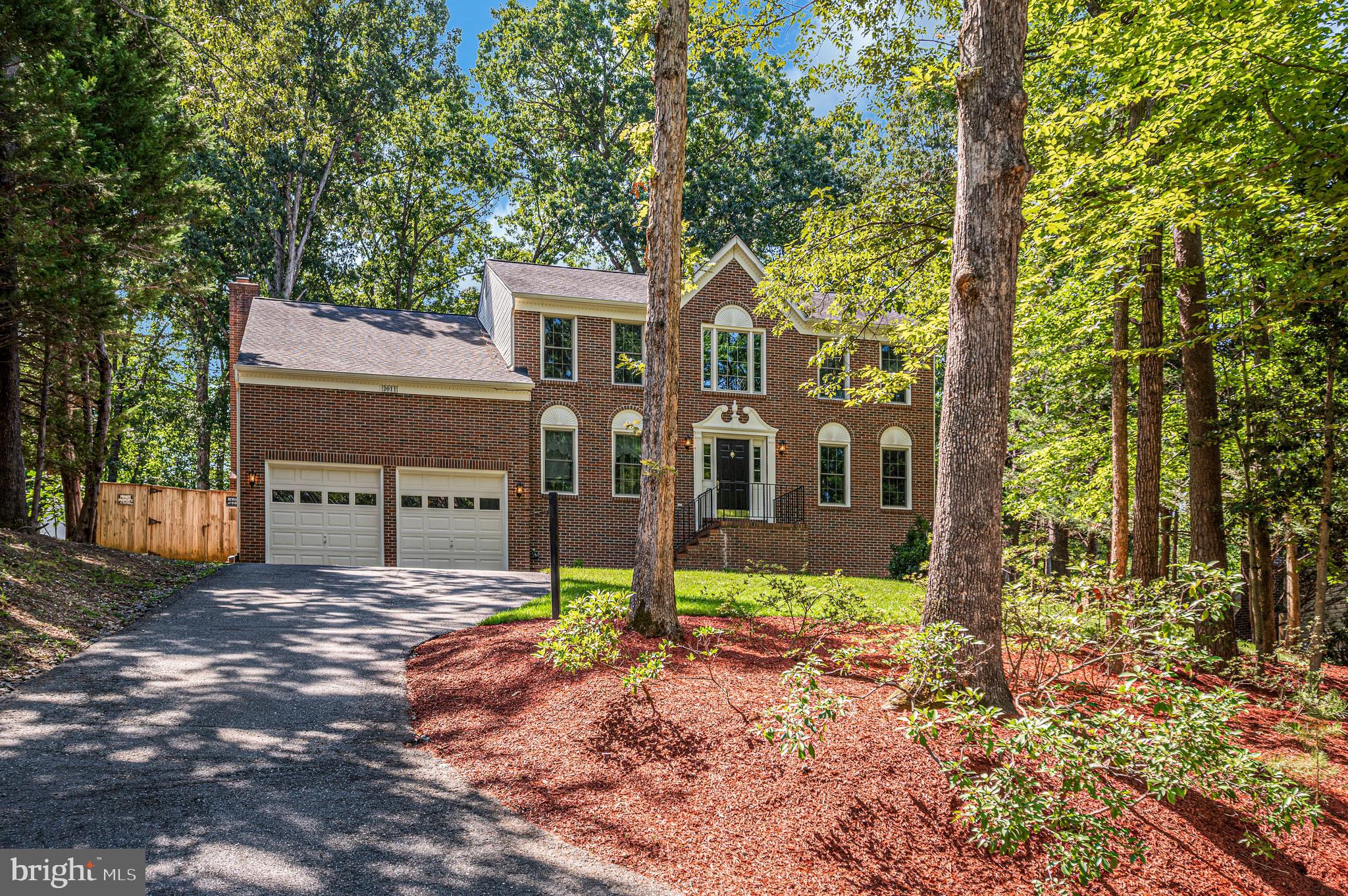 2011 VICTORIA DRIVE
