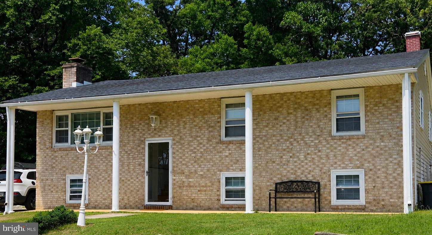 256 HEARTWOOD COURT