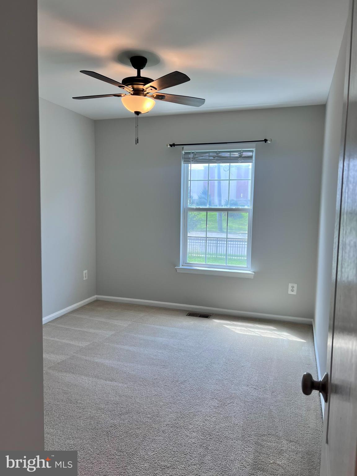 RESERVOIR RIDGE - Residential Lease