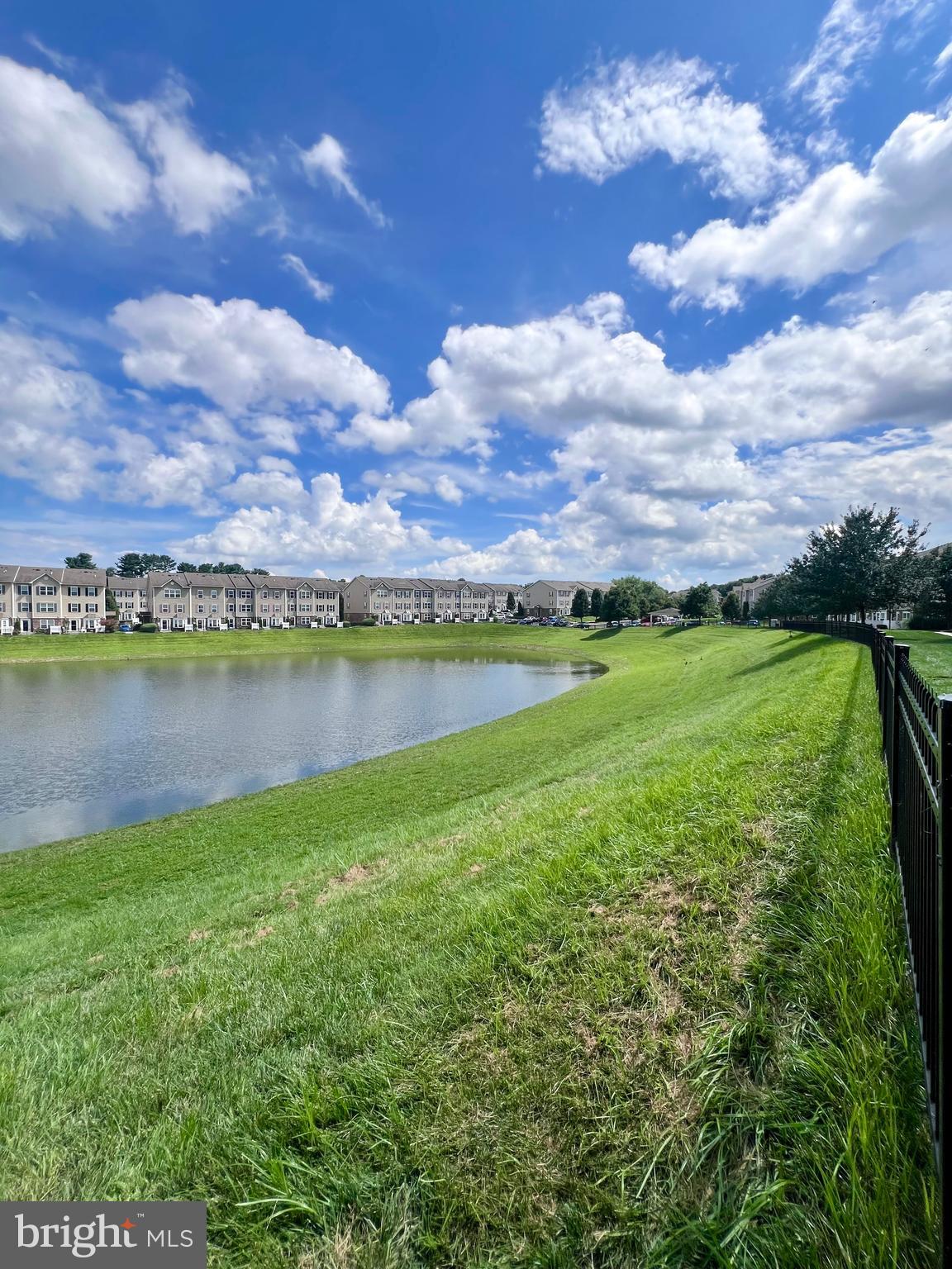 RESERVOIR RIDGE - Residential Lease