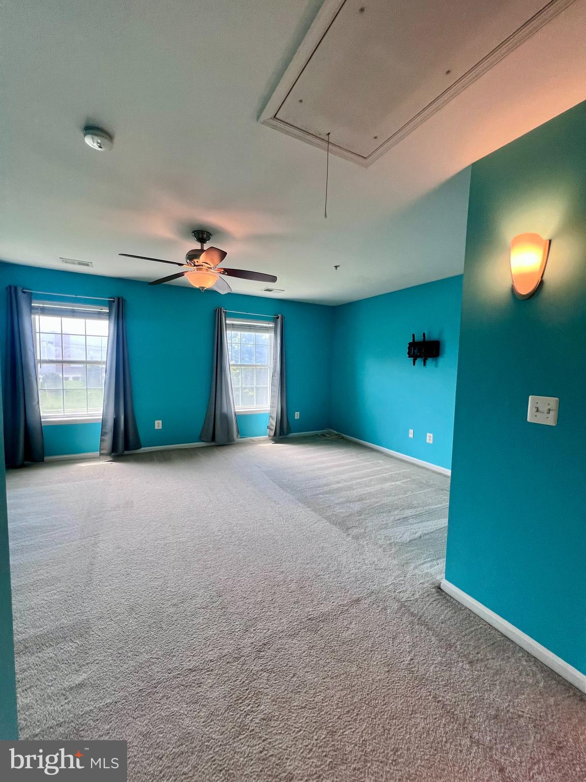 RESERVOIR RIDGE - Residential Lease