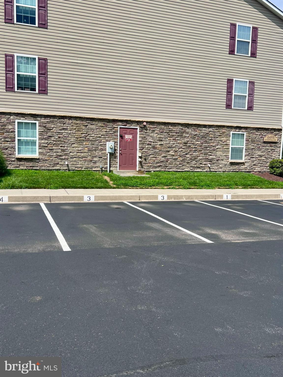 RESERVOIR RIDGE - Residential Lease