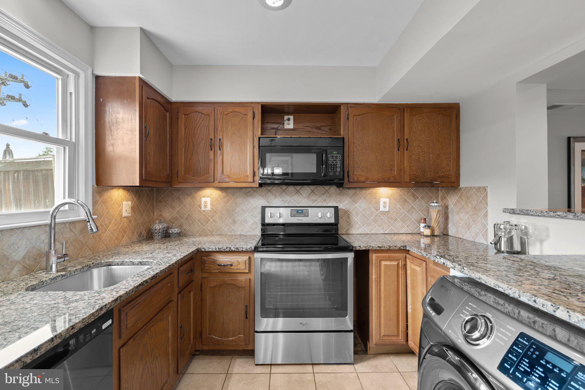 DOMINION HEIGHTS - Residential