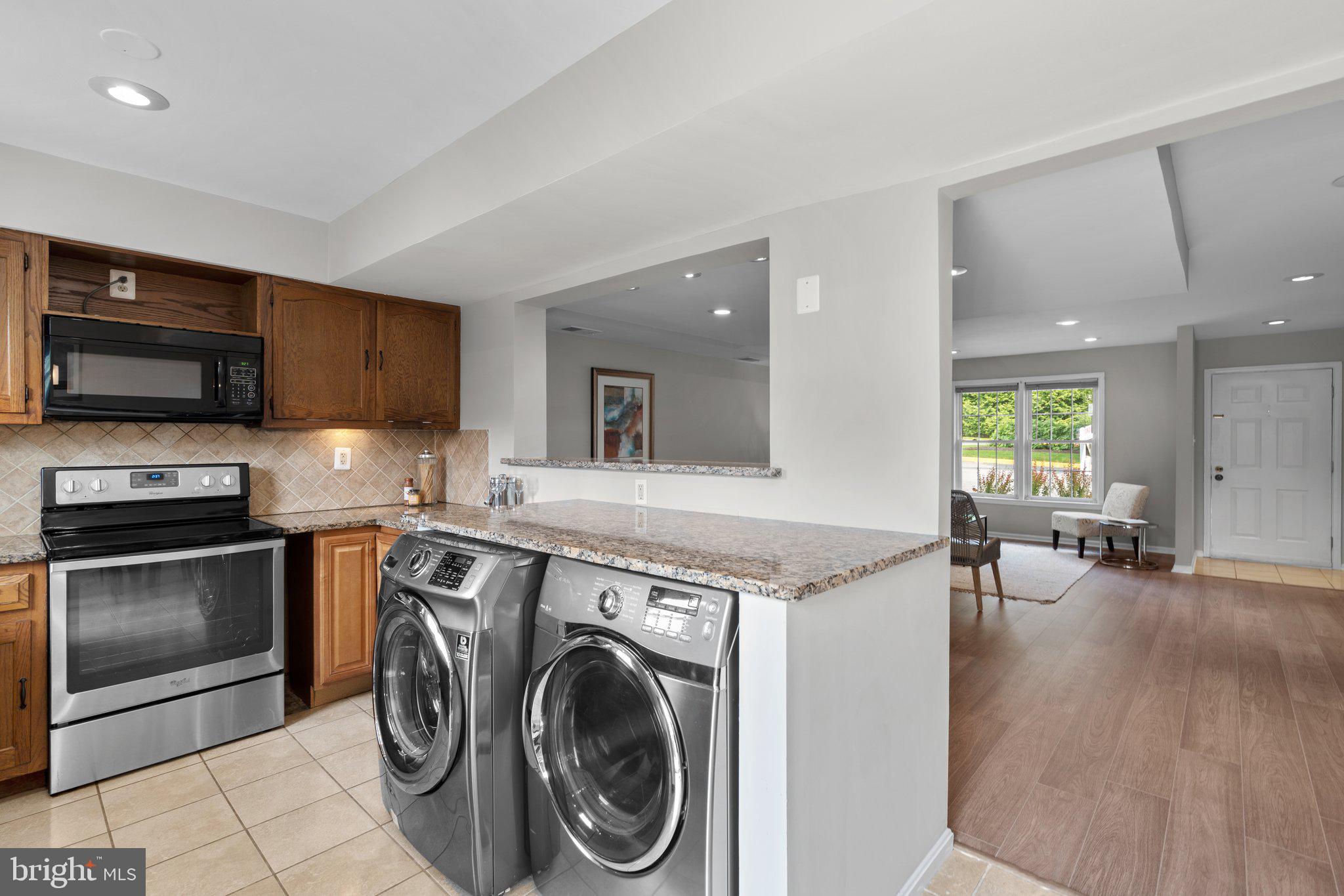 DOMINION HEIGHTS - Residential