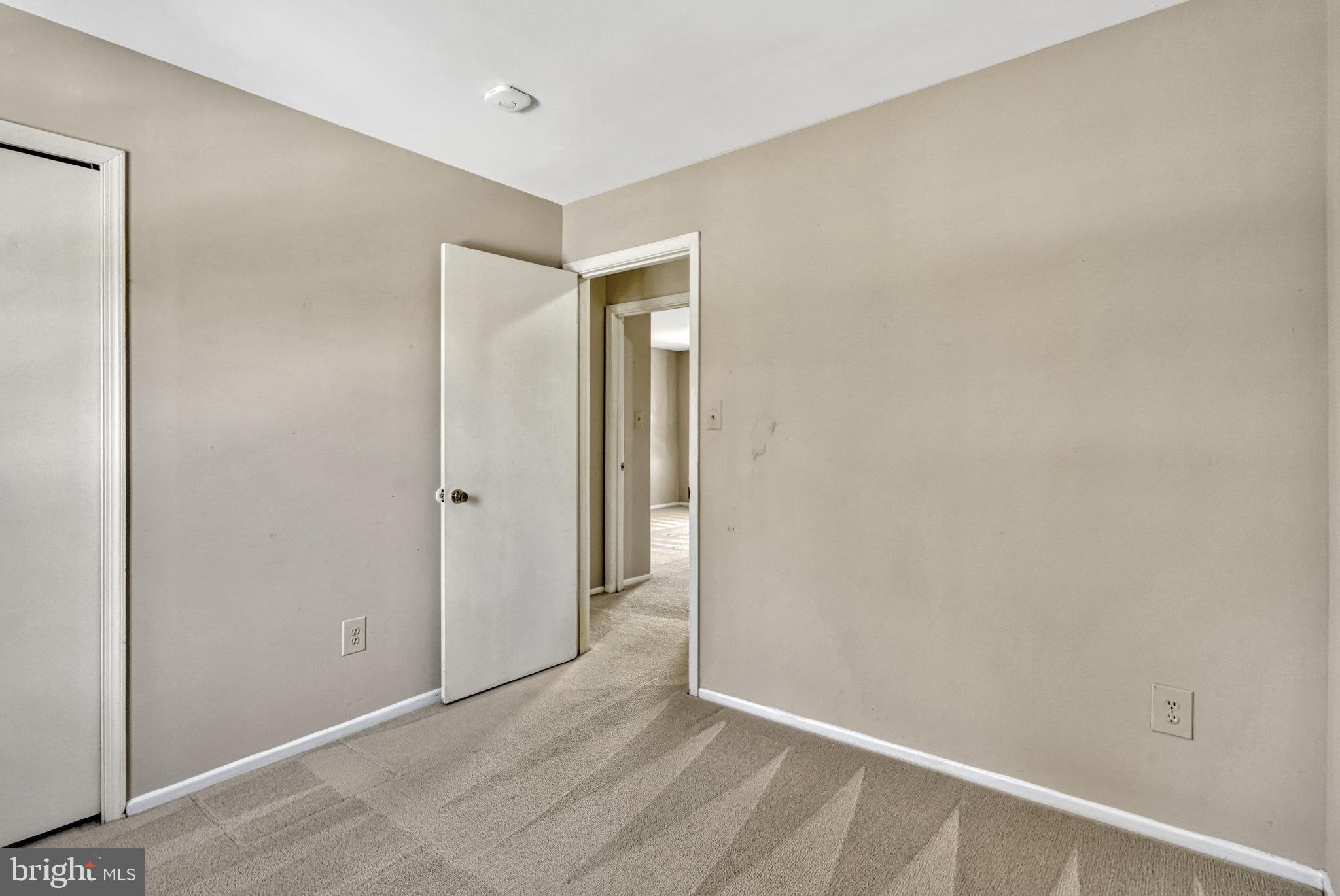 LAKE BRADDOCK - Residential Lease