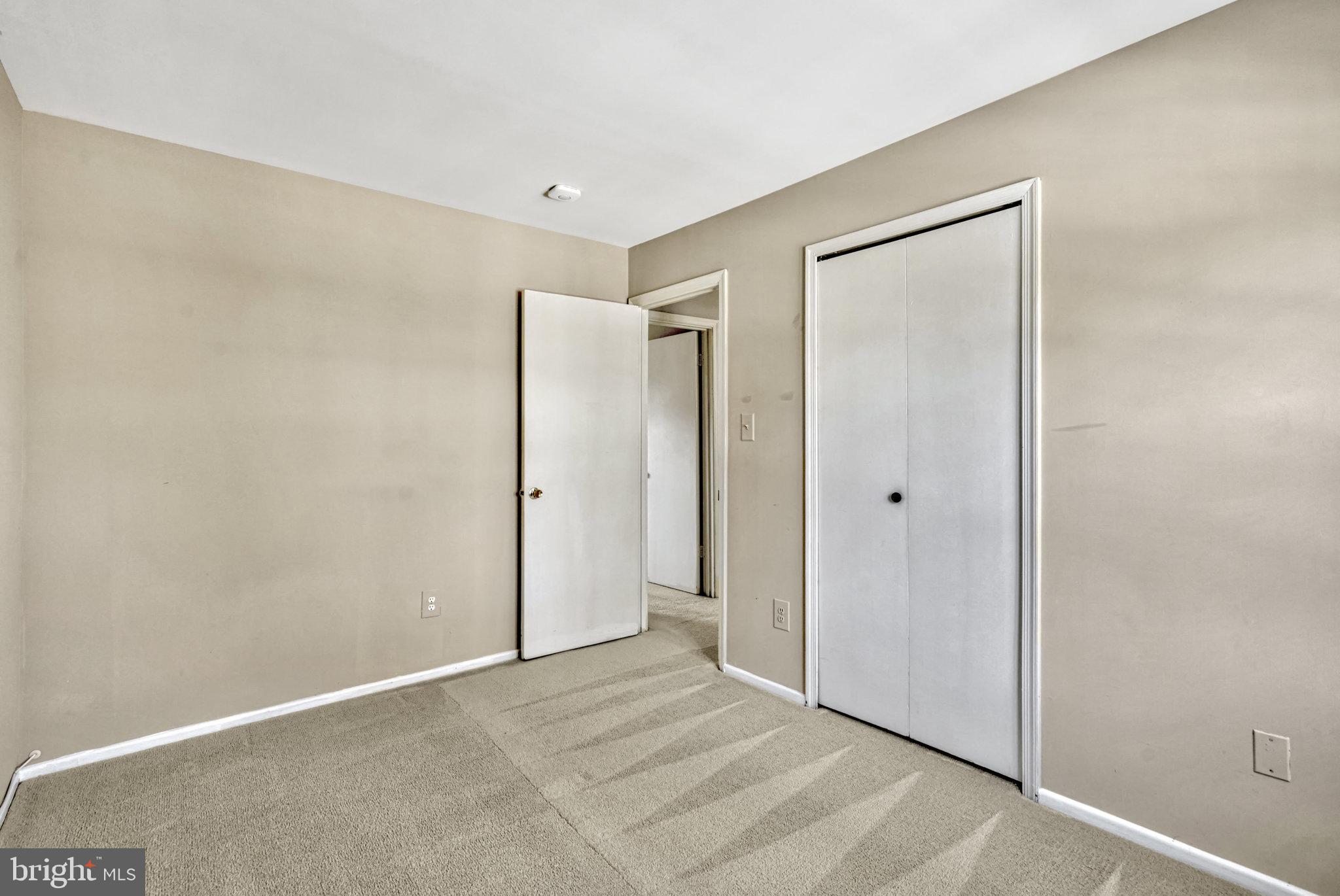 LAKE BRADDOCK - Residential Lease