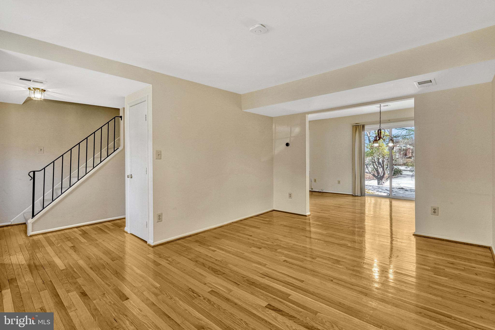 LAKE BRADDOCK - Residential Lease