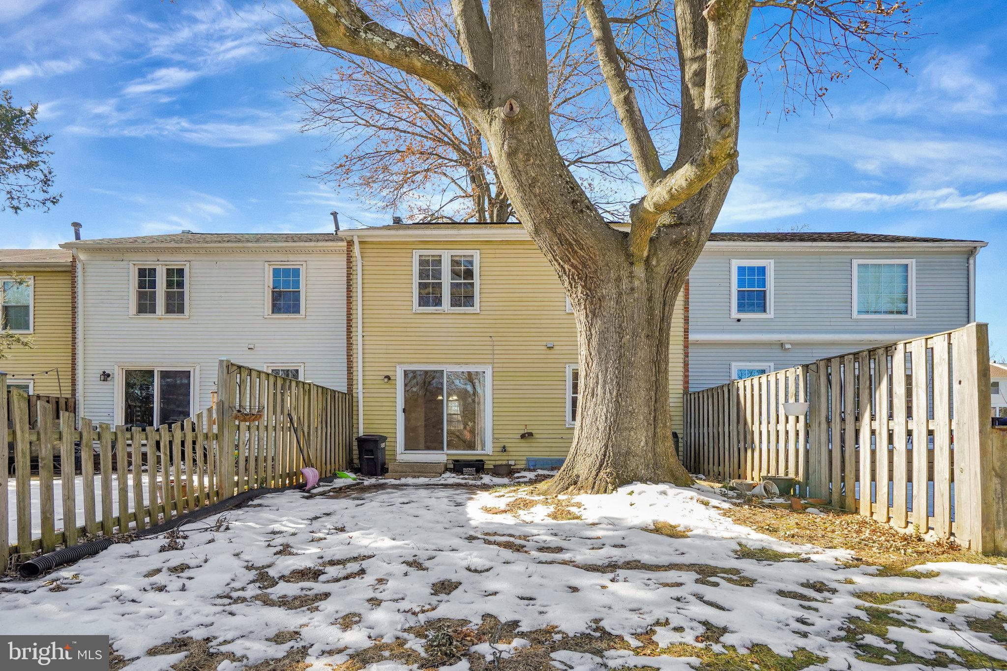 LAKE BRADDOCK - Residential Lease