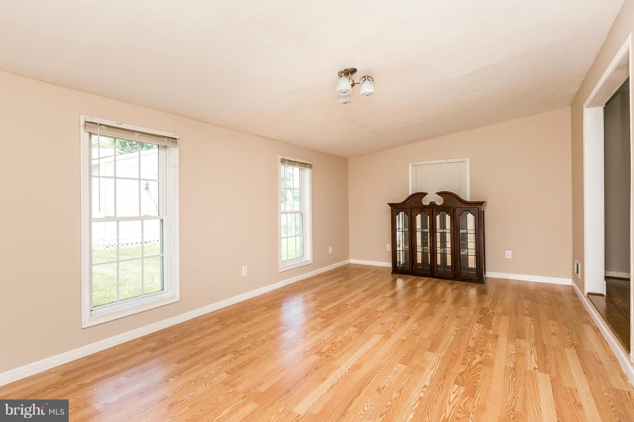 THORNEWOOD PARK - Residential