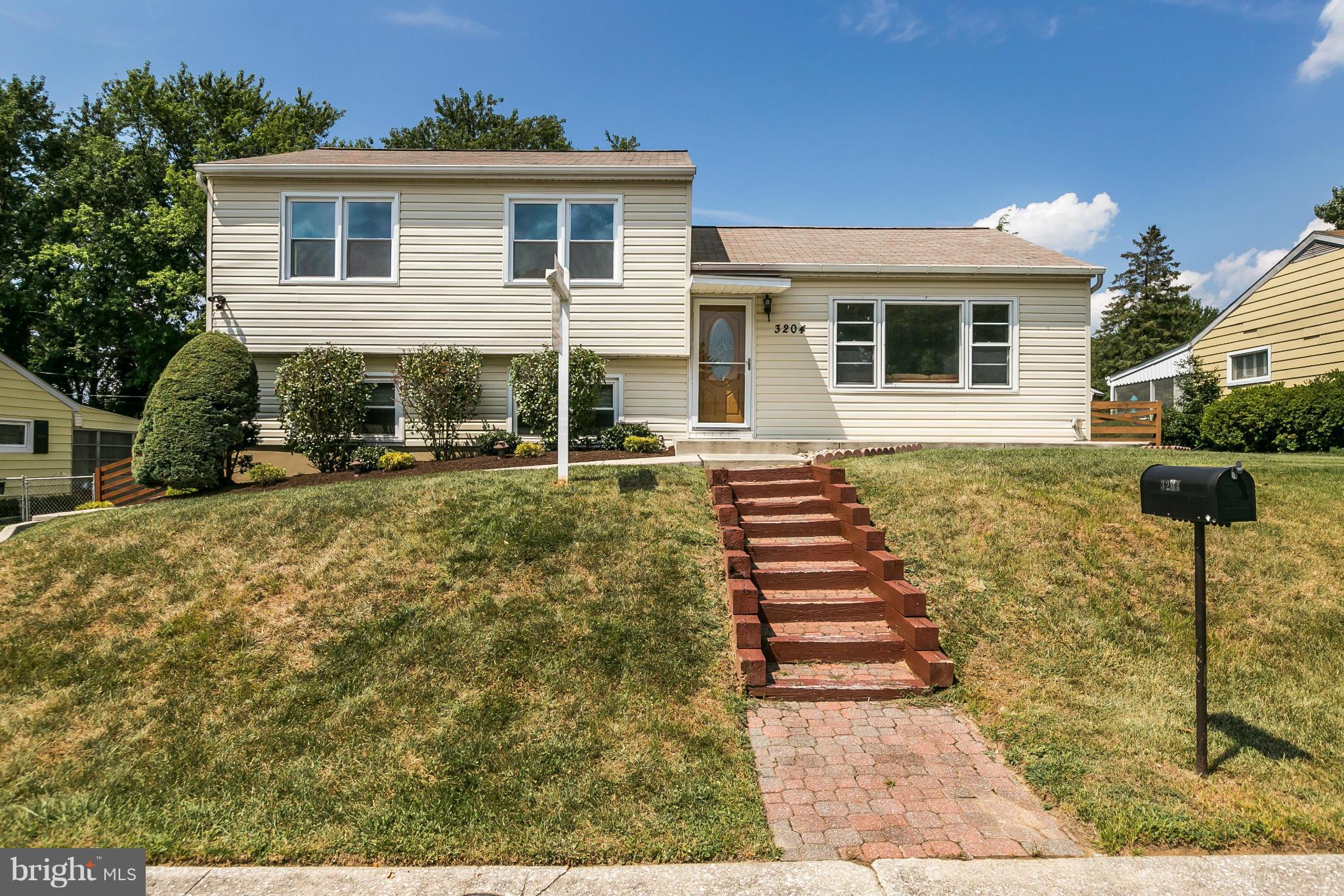 THORNEWOOD PARK - Residential