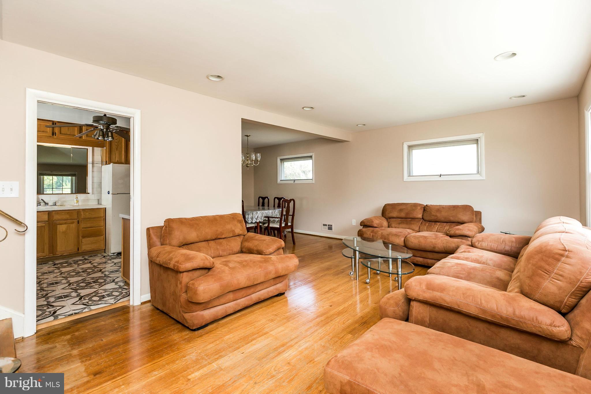 THORNEWOOD PARK - Residential