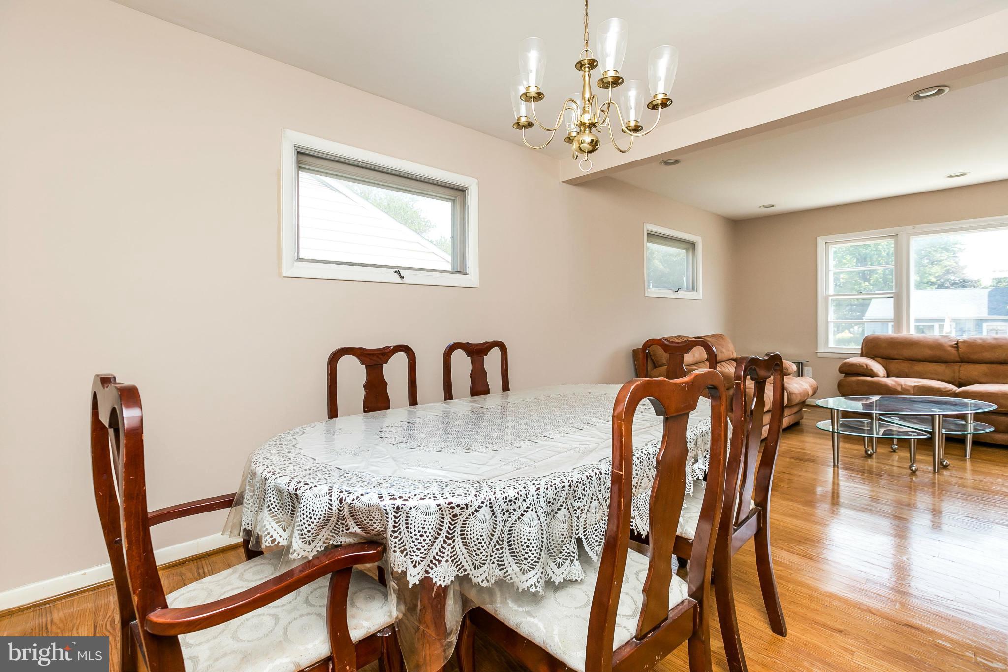 THORNEWOOD PARK - Residential