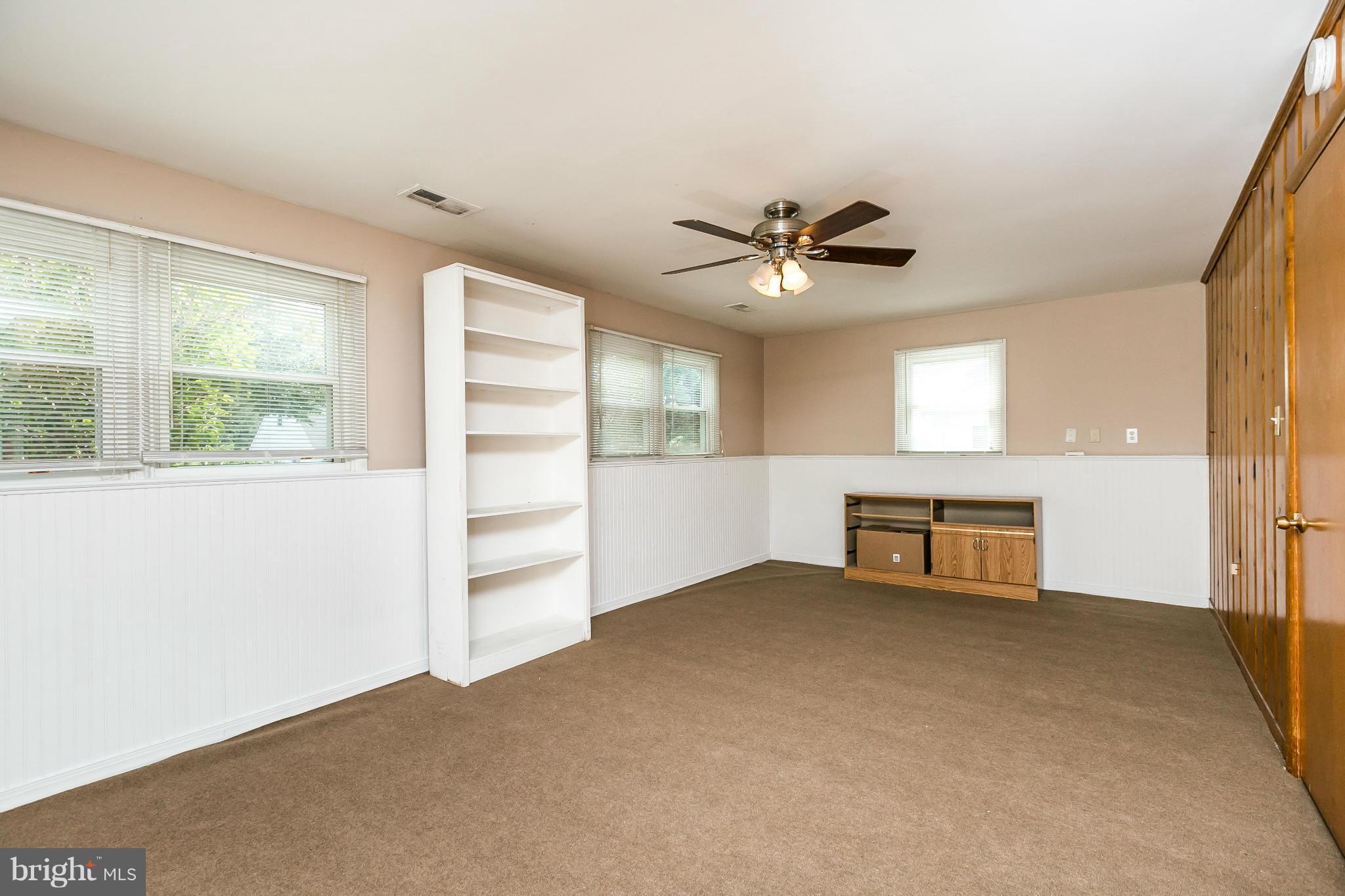 THORNEWOOD PARK - Residential