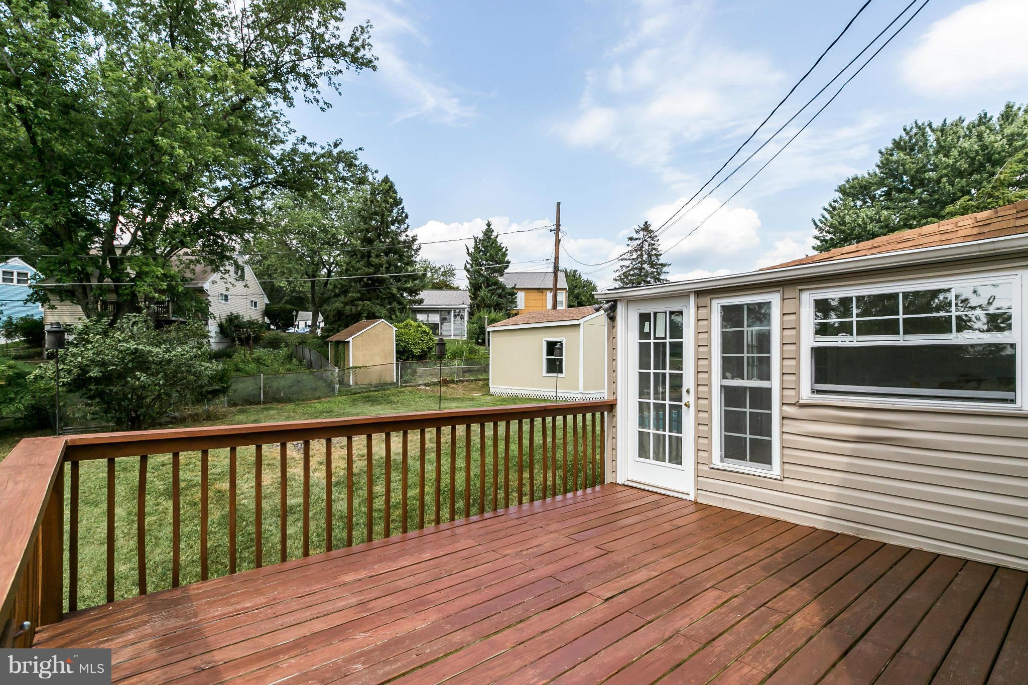 THORNEWOOD PARK - Residential