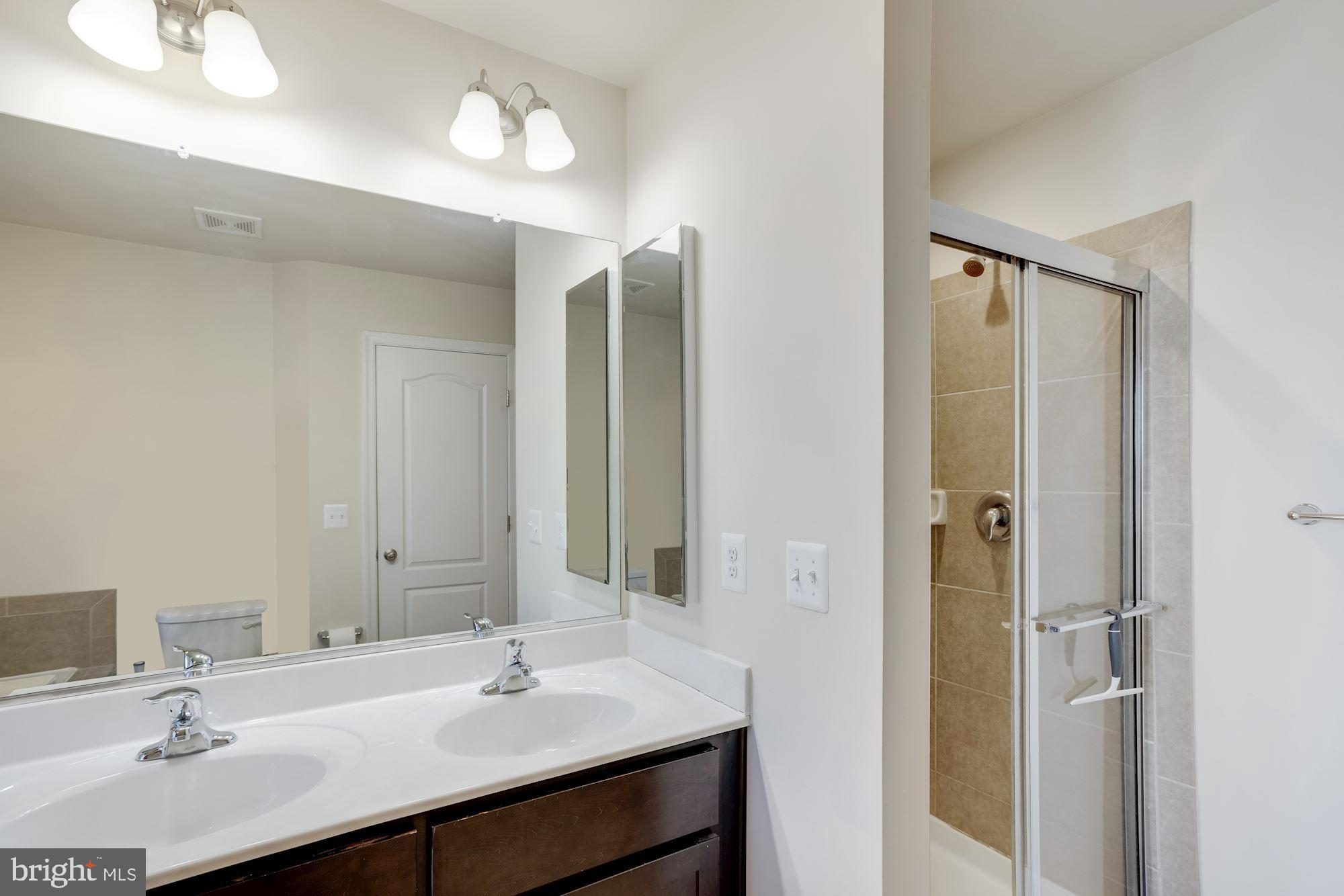 THE TOWNES AT TASKER - Residential