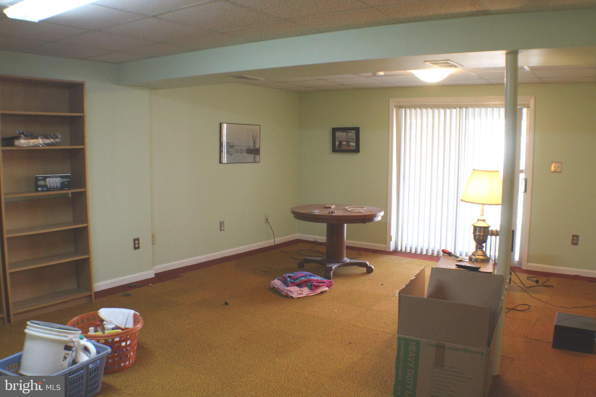 LAKE RIDGE EXECUTIVE PARK - Residential