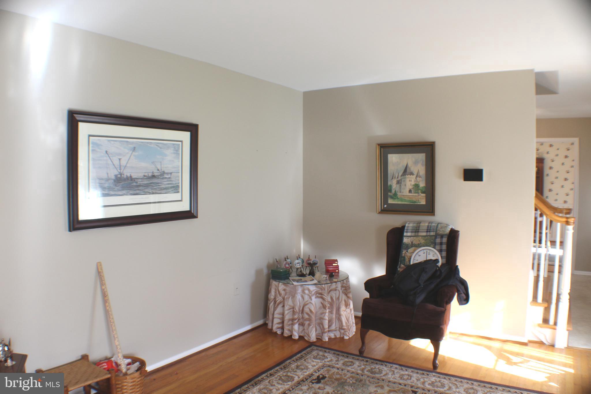 LAKE RIDGE EXECUTIVE PARK - Residential