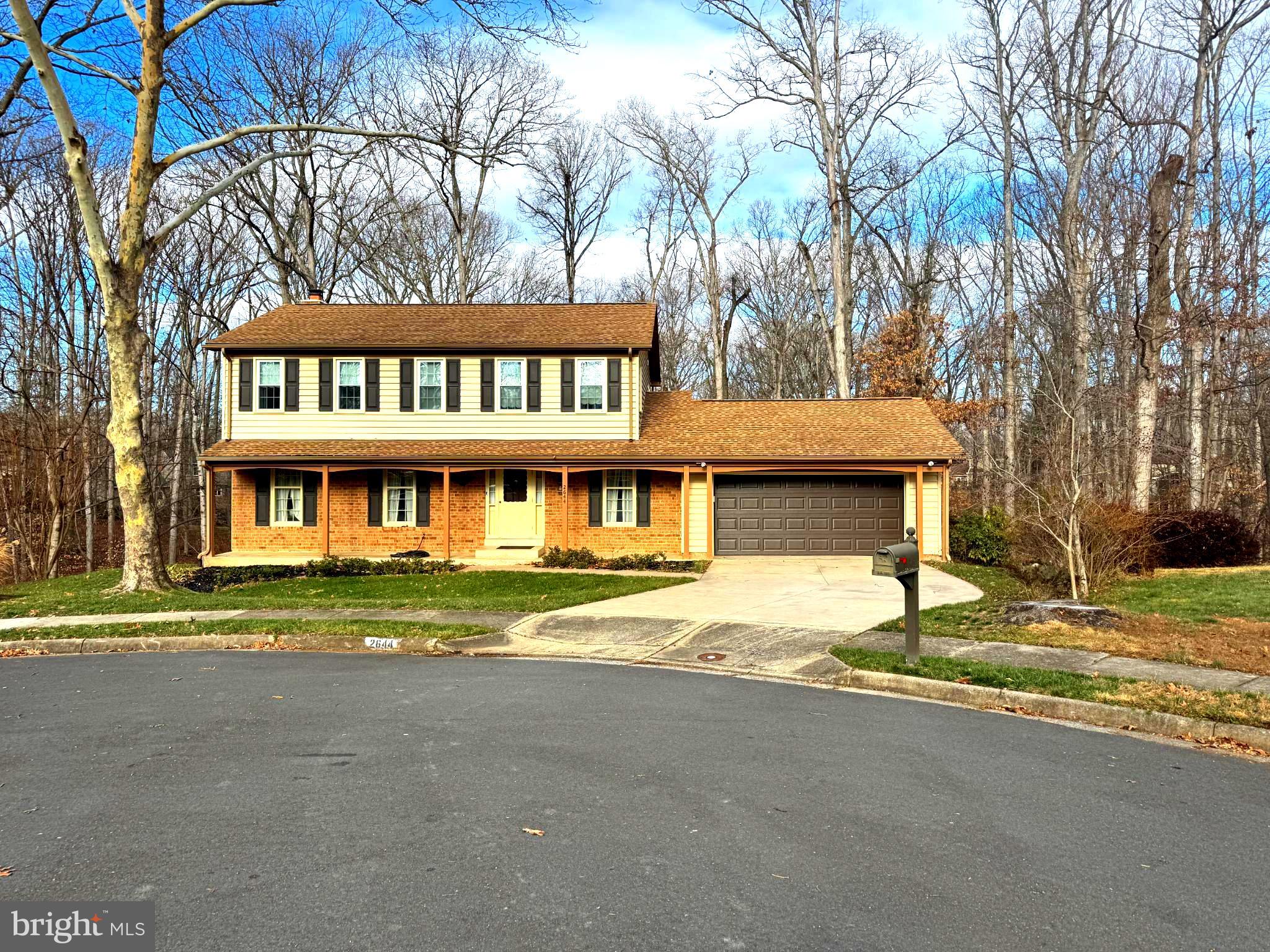 LAKE RIDGE EXECUTIVE PARK - Residential