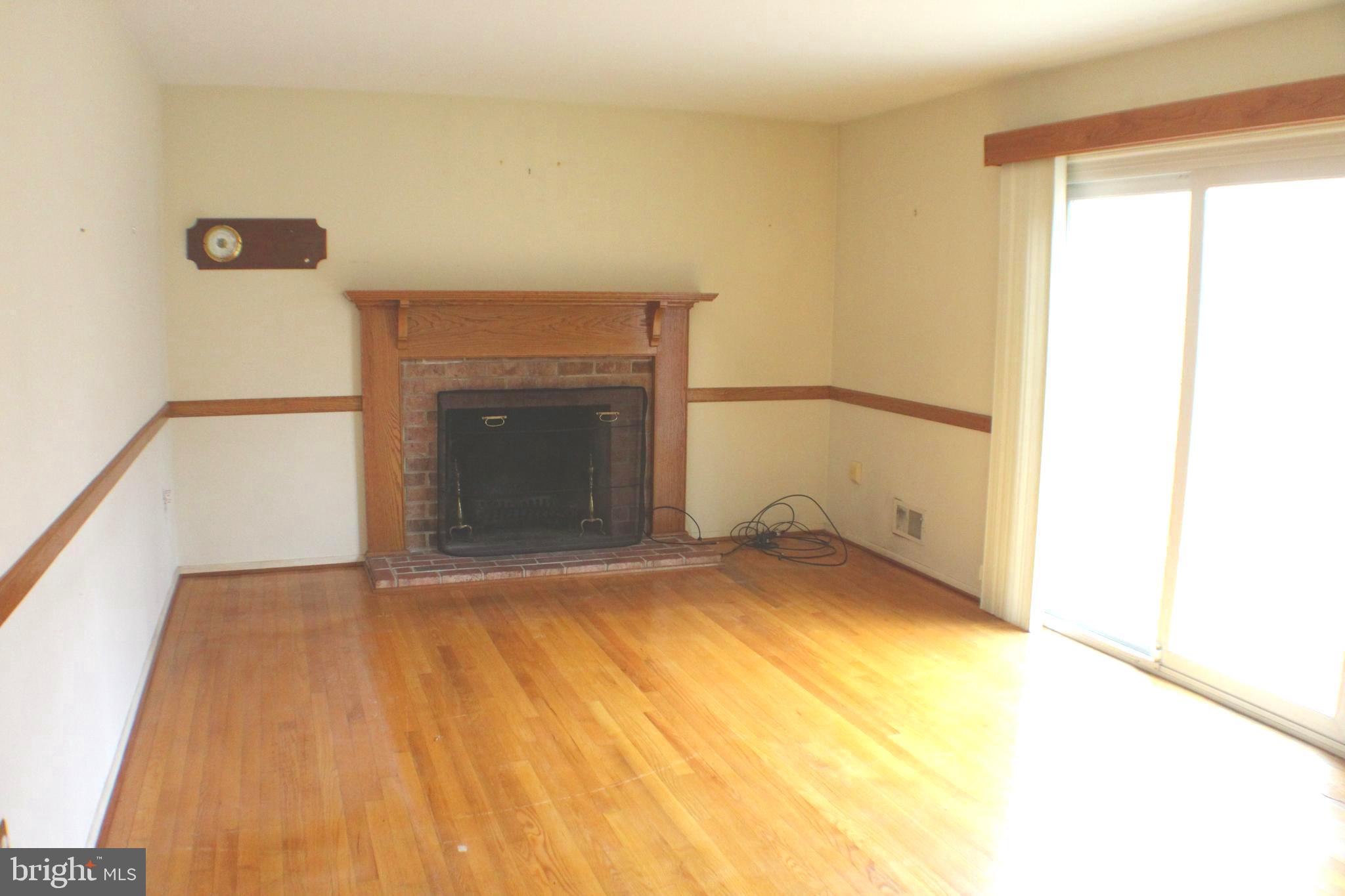 LAKE RIDGE EXECUTIVE PARK - Residential