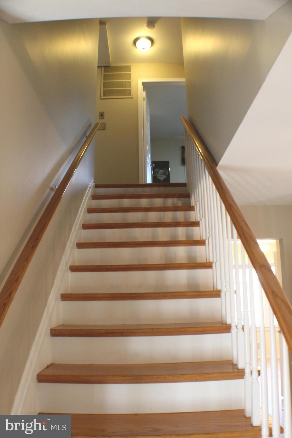 LAKE RIDGE EXECUTIVE PARK - Residential